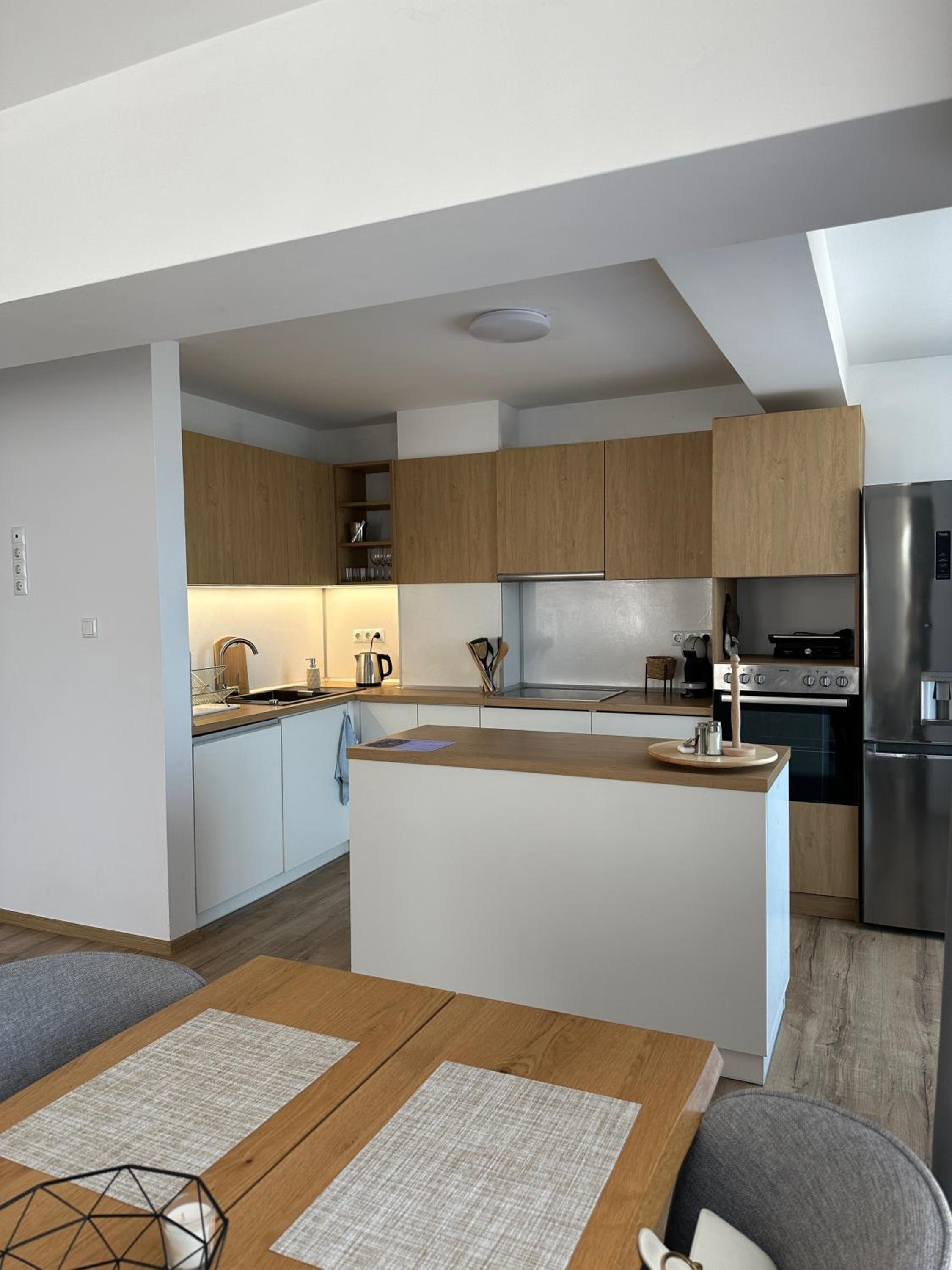 Apartment M