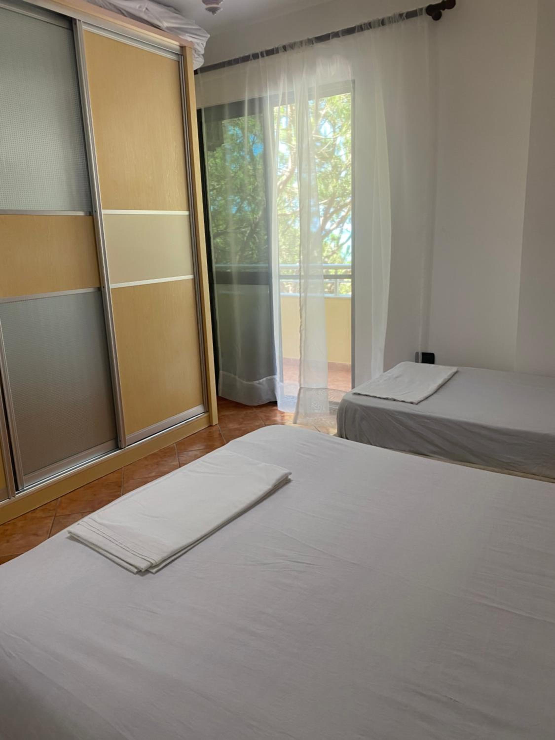 Sea side apartment photo 2