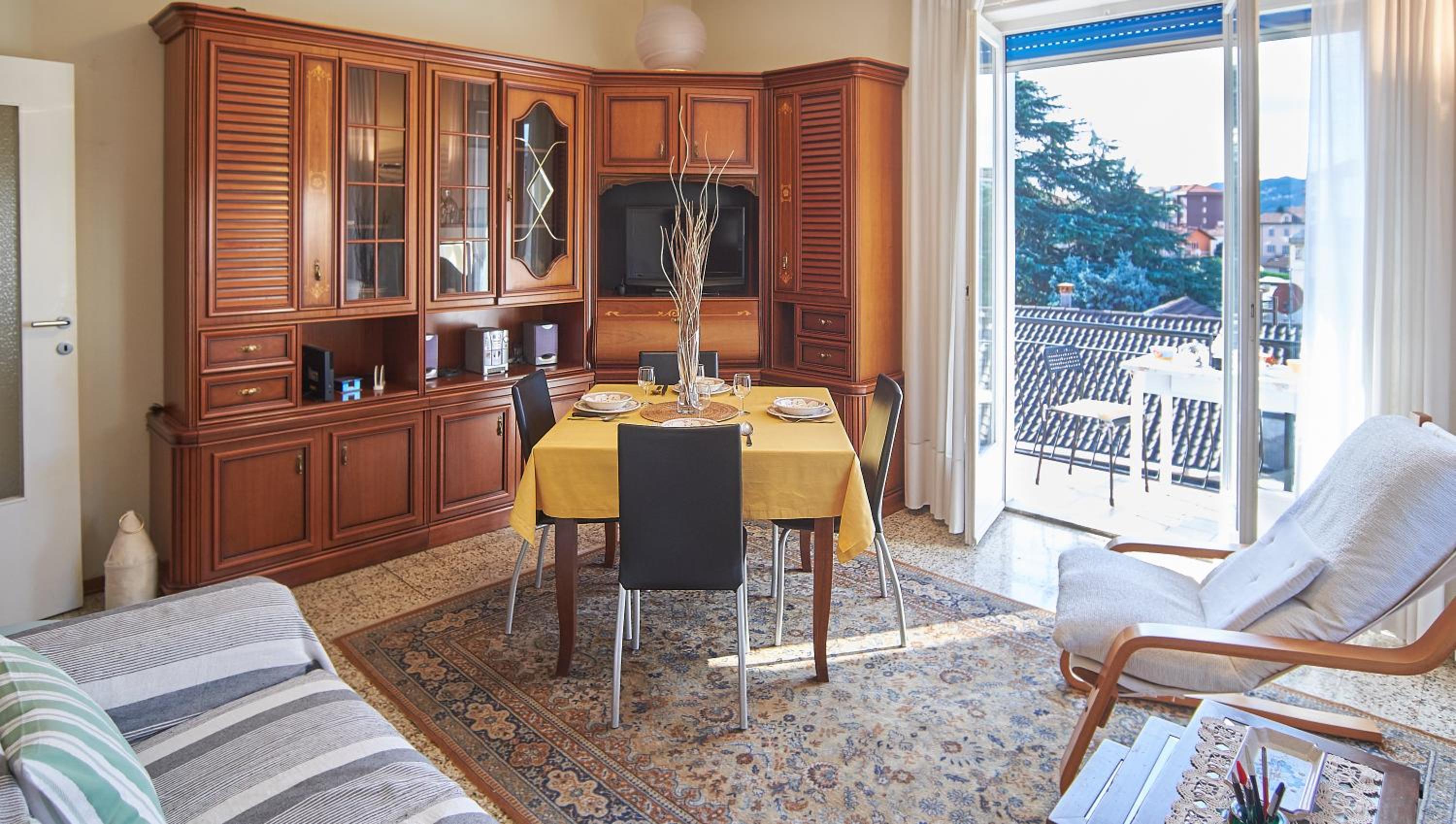 Vecchia Intra - Two-room apartment in the center for 4 people view 4