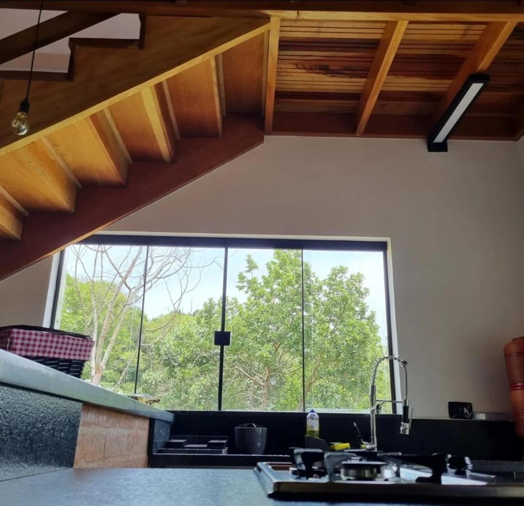 Casa de Campo aconchegante, com lareira interna