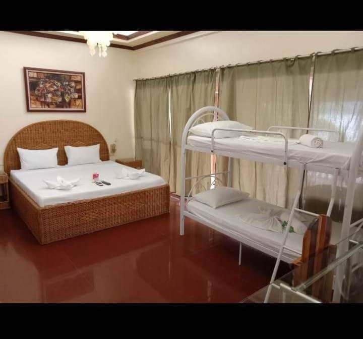 Dolphinbay Resort