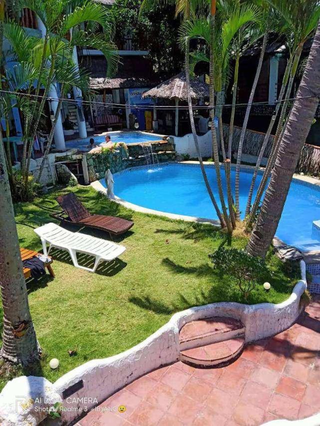 Dolphinbay Resort