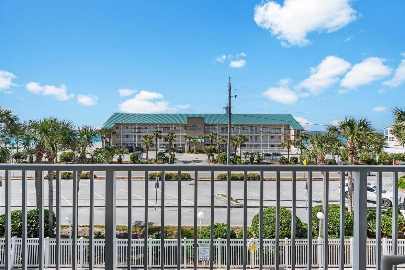 Grand Caribbean East, beach view, nearby beach access view 5