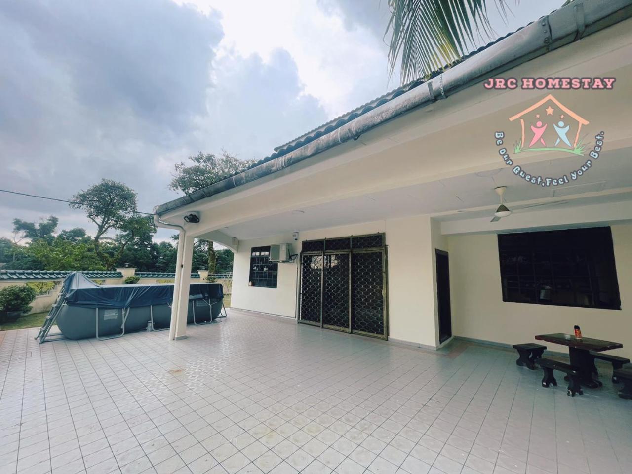 Villa D510 near Yi Jia Theme Banquet & Restoran Loong Sing