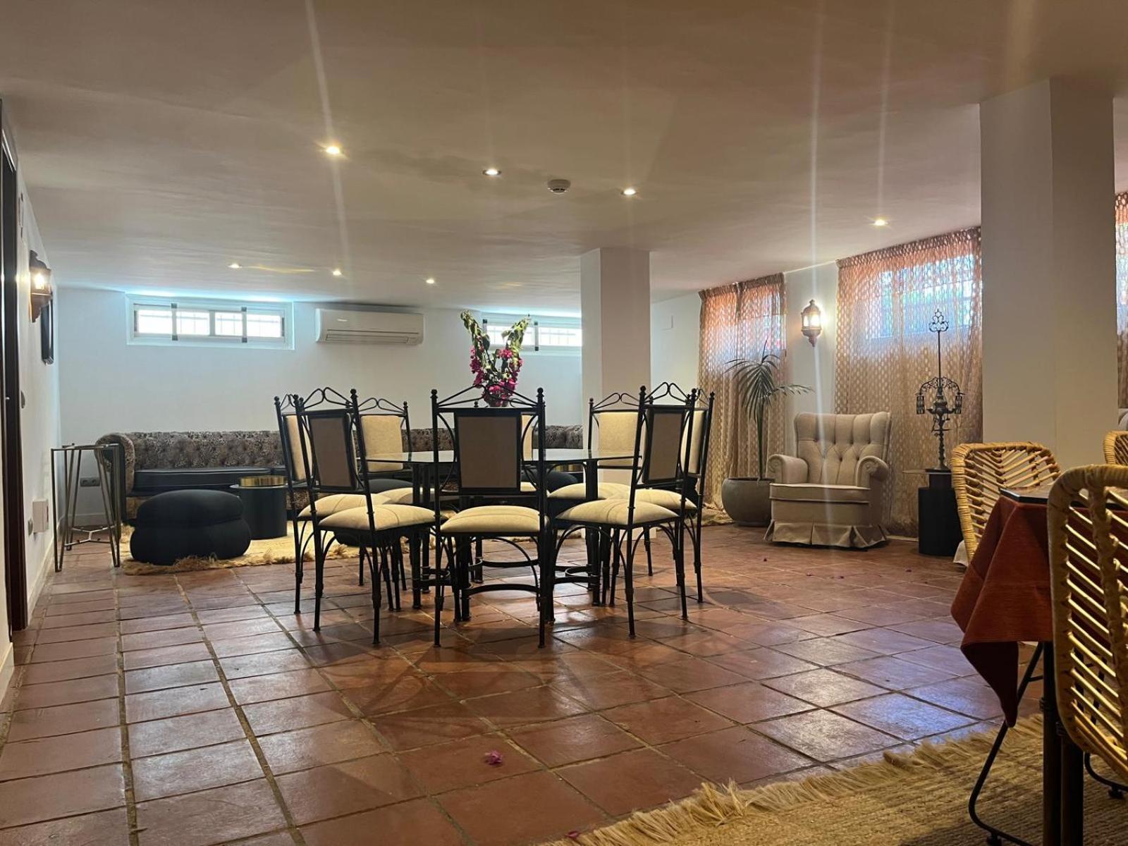 lounge