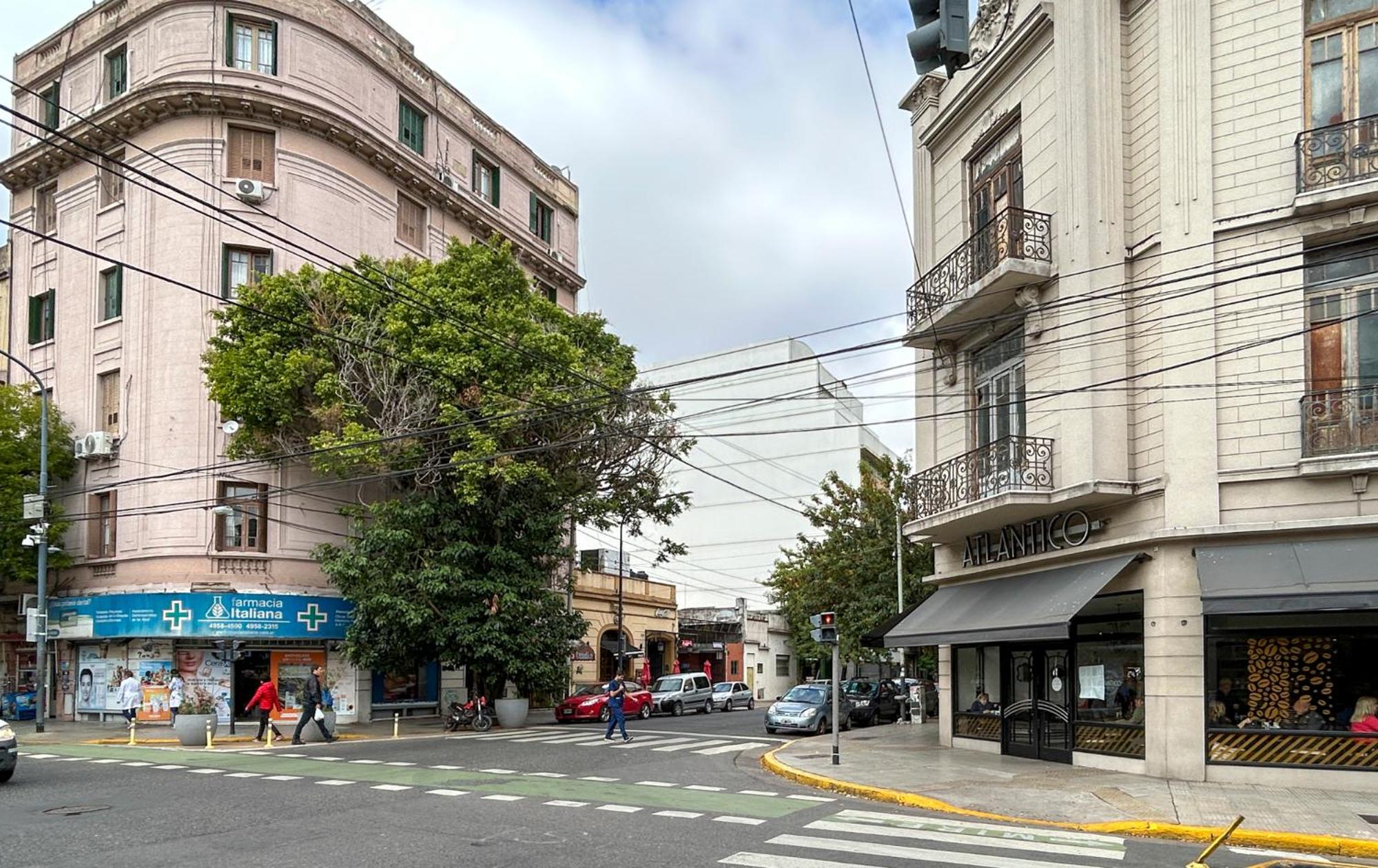 Confortable monoambiente en Almagro, a pasos del Hospital -G1-
