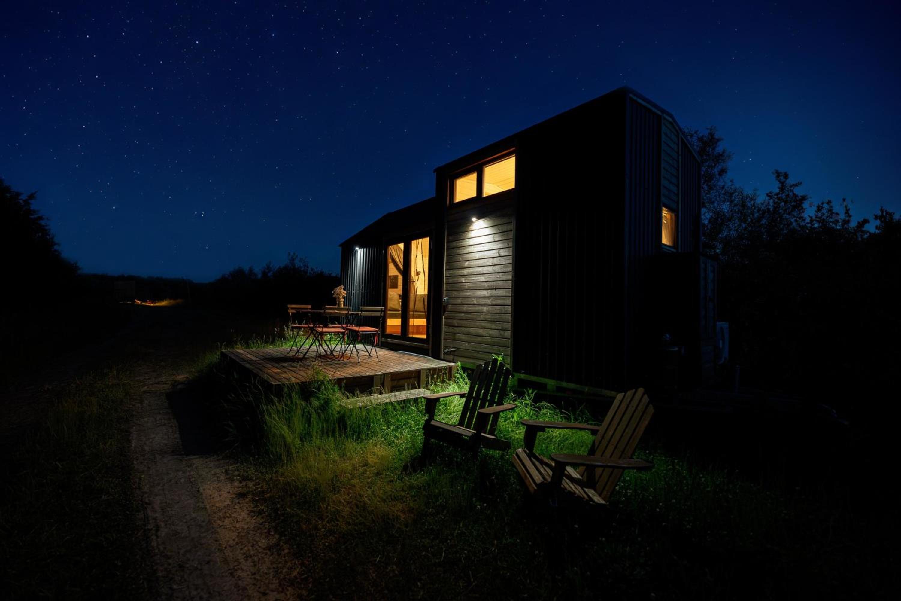 Ezy House 1 by Tiny Away