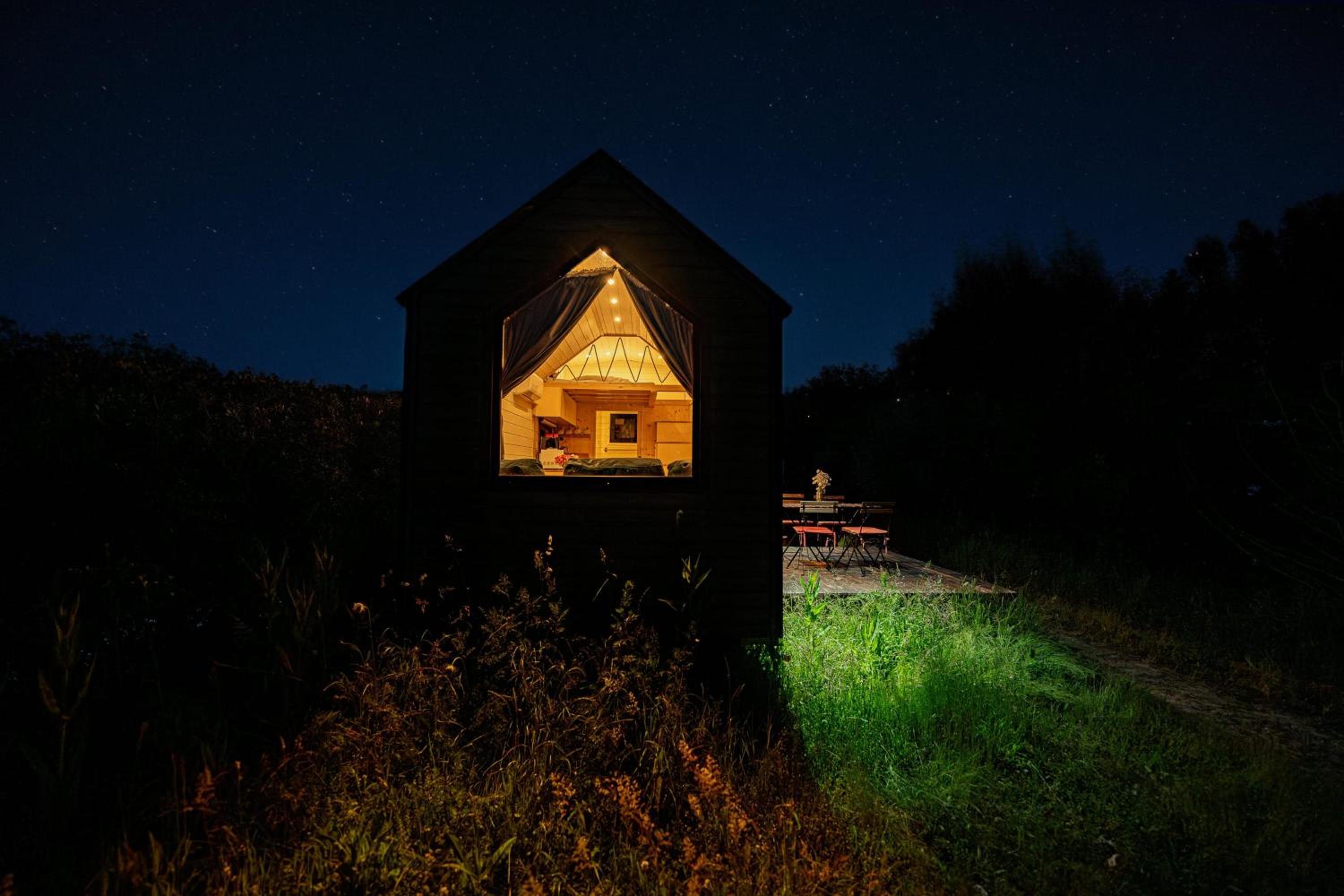 Ezy House 1 by Tiny Away