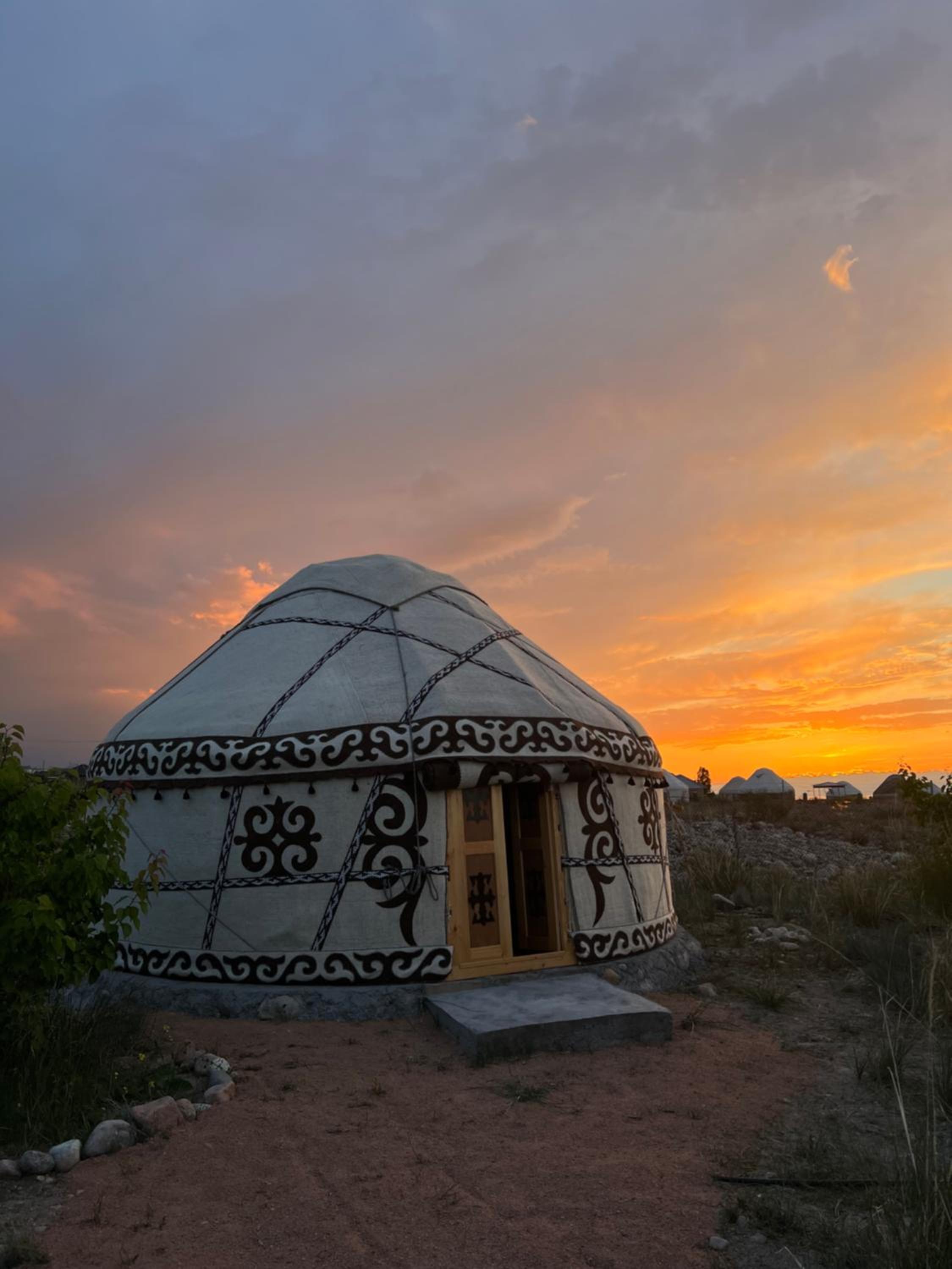 Guest house and yurt camp Svetlana