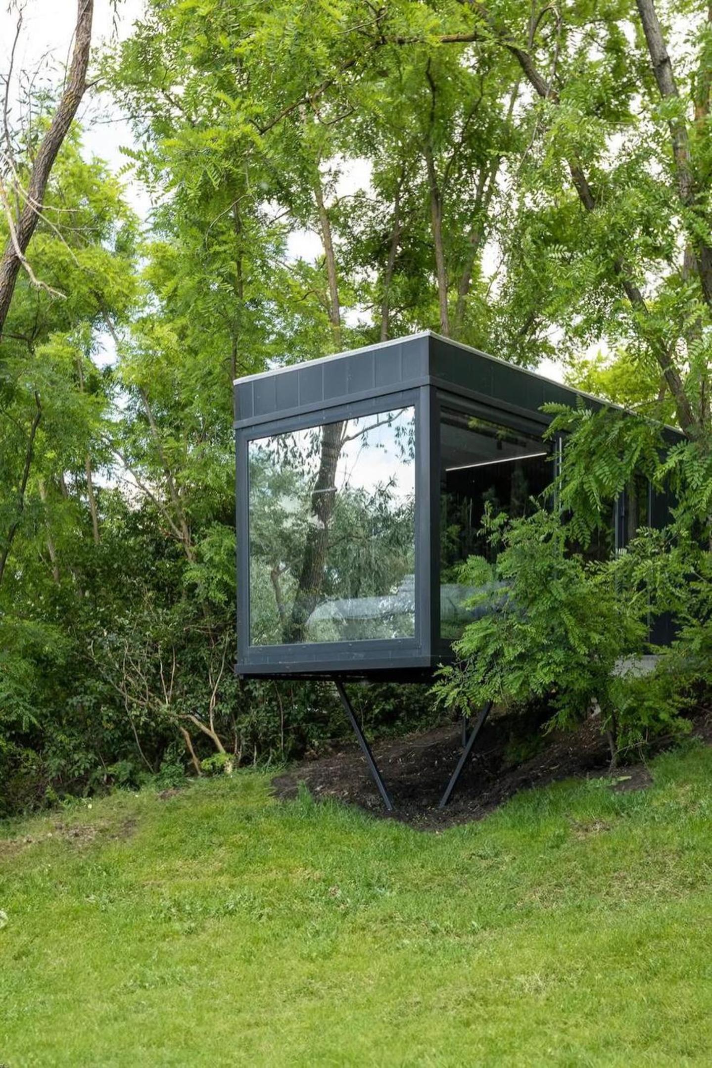 Tree House Relax Park view 3