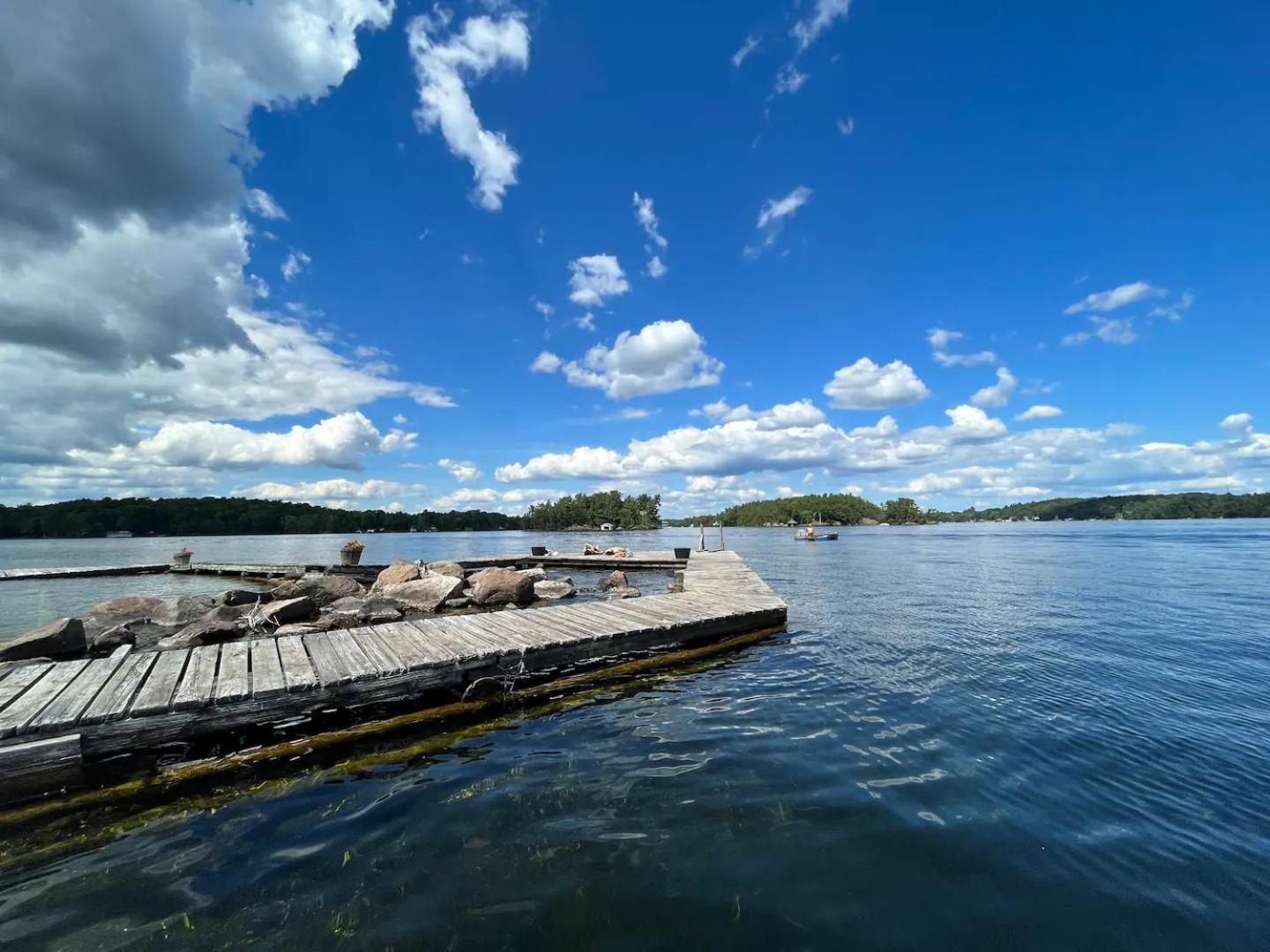Family Cottage Sheep Island