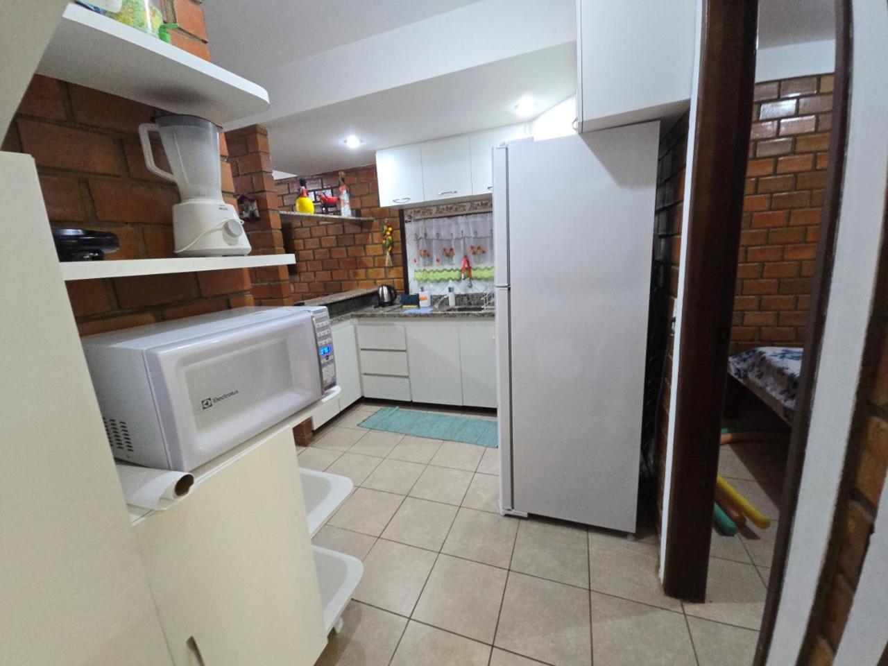 Chalé Aconchegante com Vista para Piscina