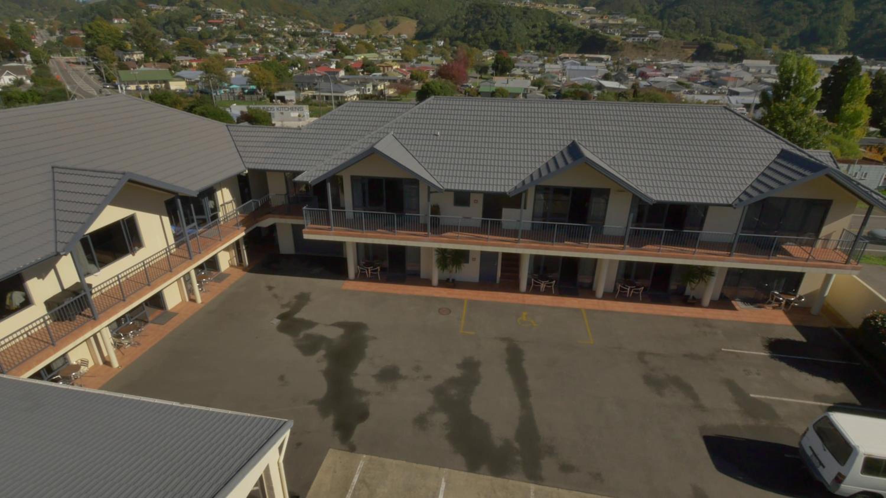Broadway Motel view 3