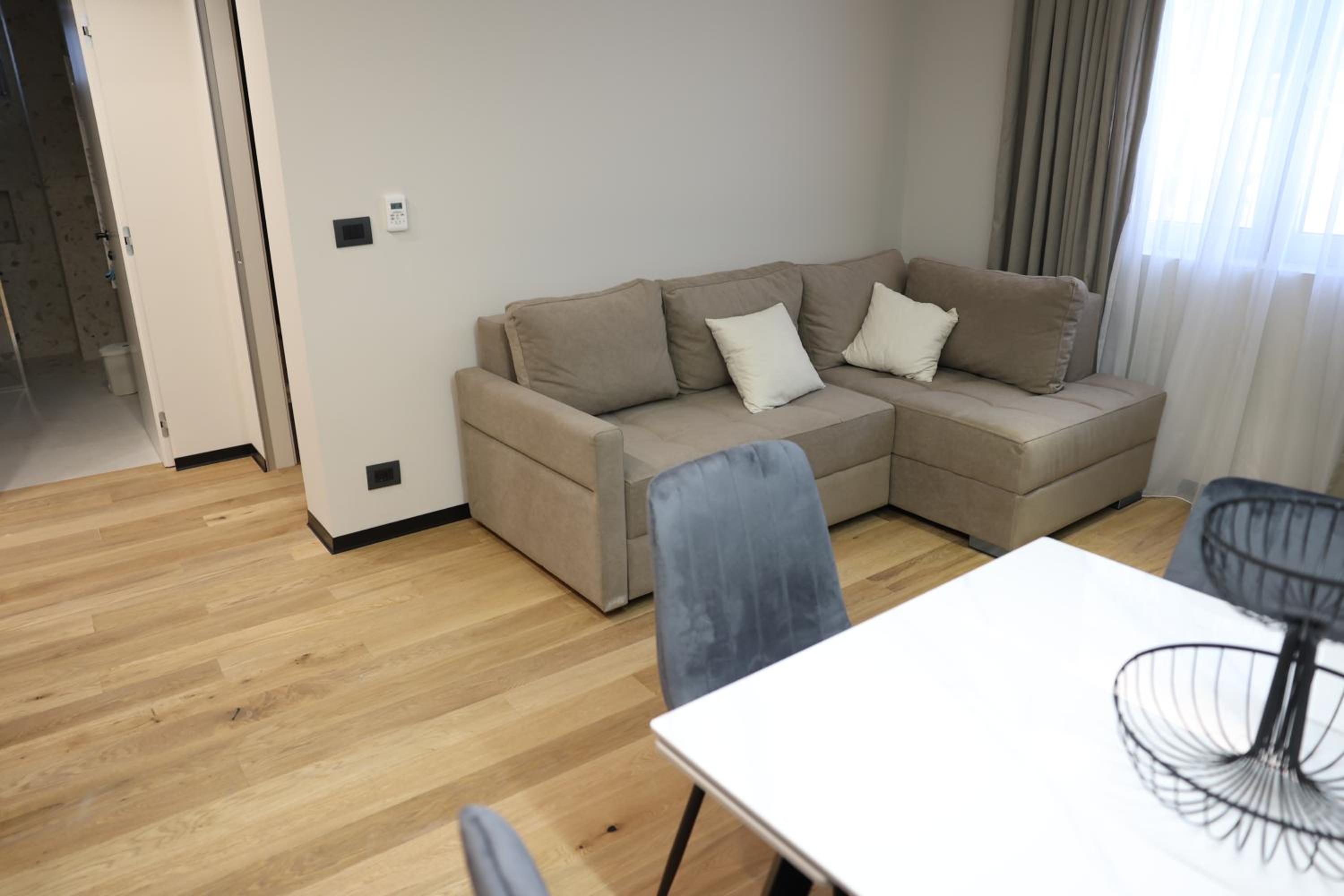 Tirana Premium Apartment 2