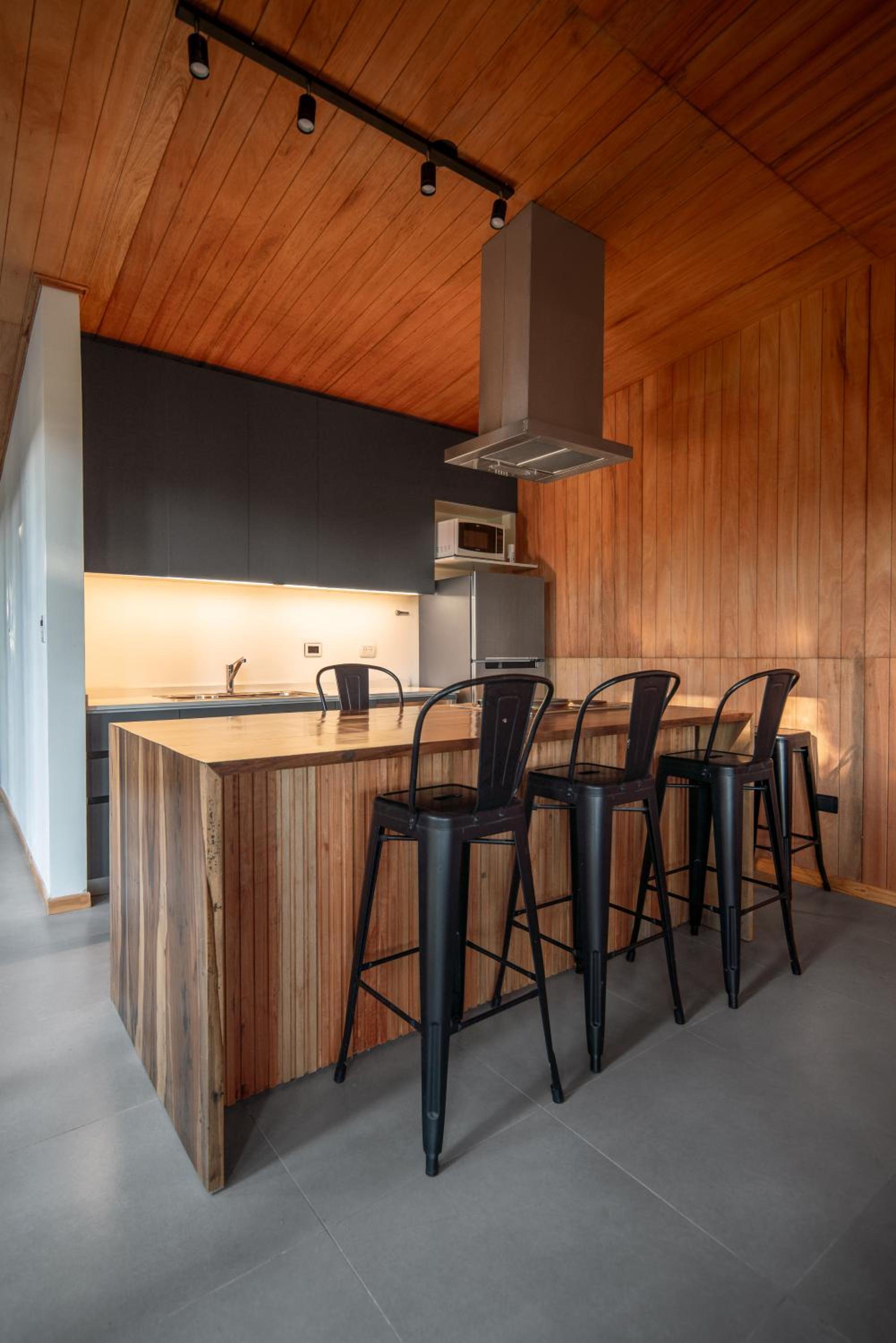 Increible Casa de Diseño en el Bosque! - 8 personas - Mar de las Pampas