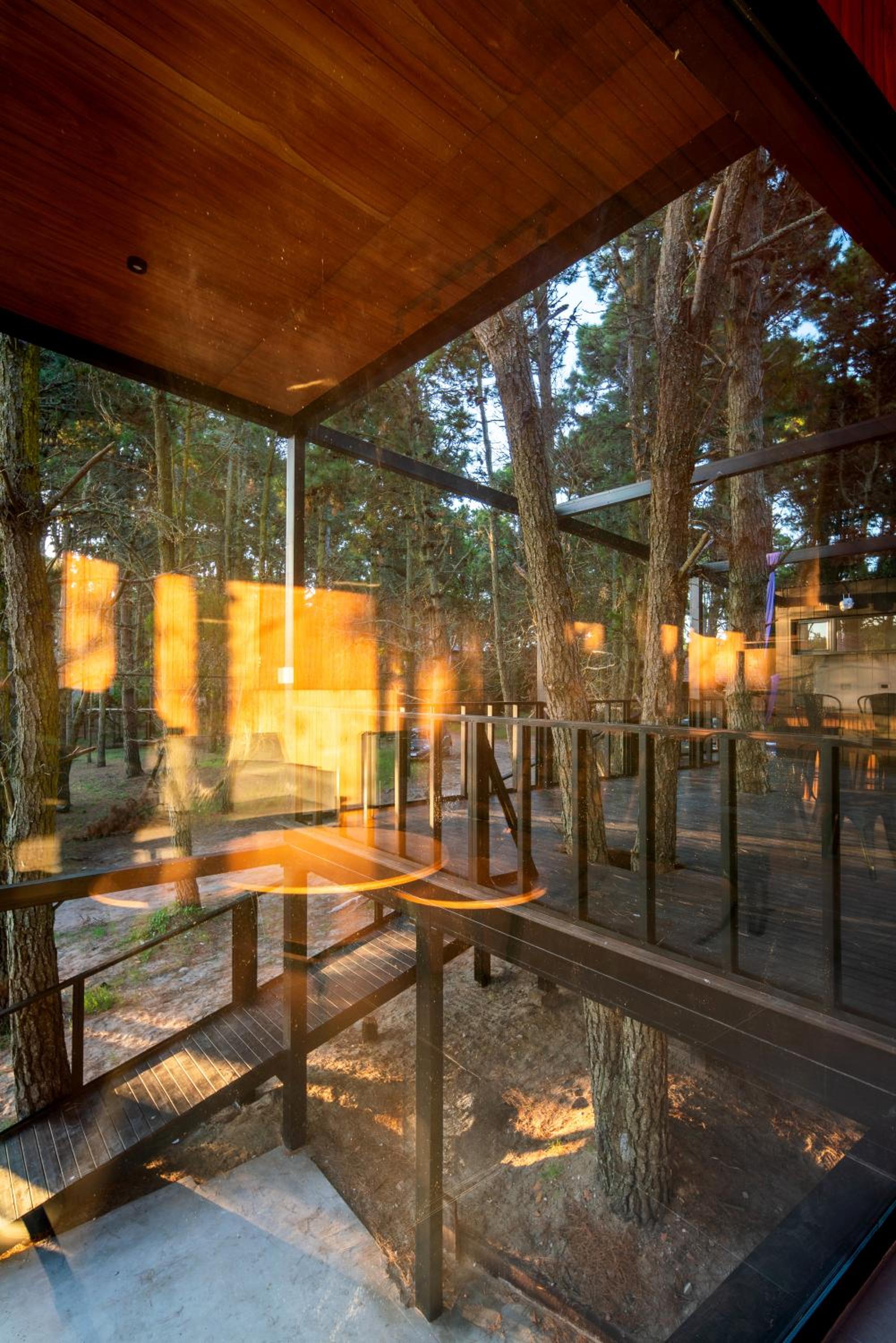 Increible Casa de Diseño en el Bosque! - 8 personas - Mar de las Pampas
