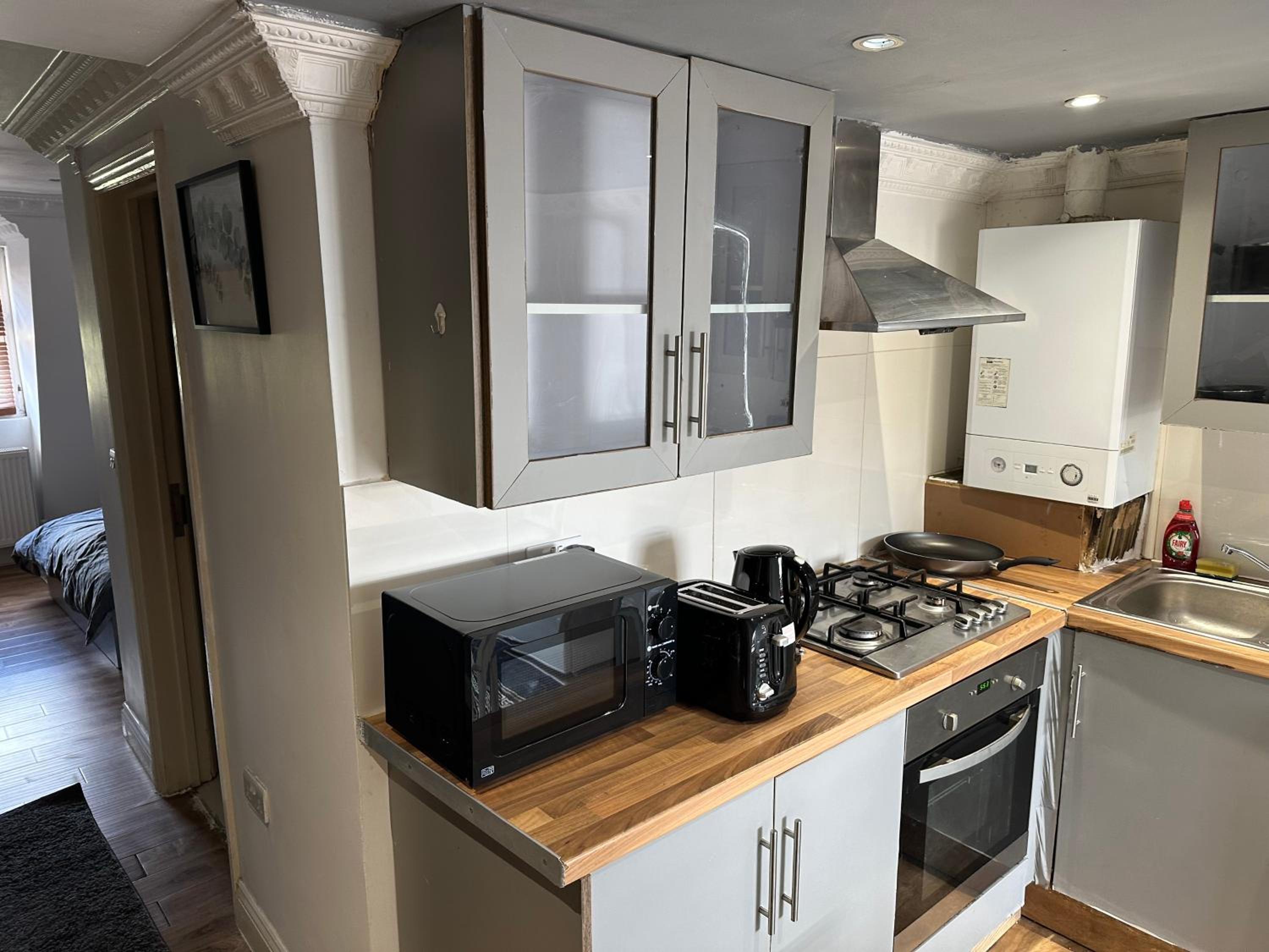 1 Bedroom studio London S8