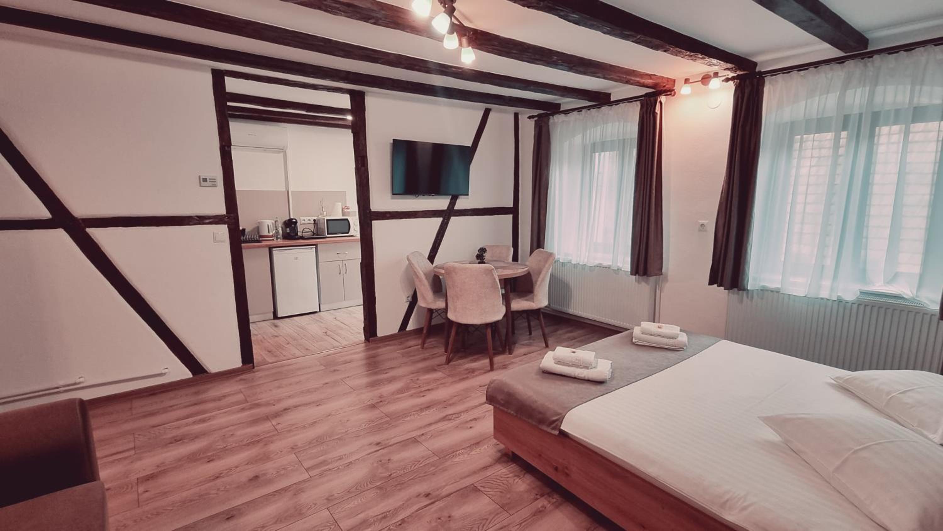 Photo 56