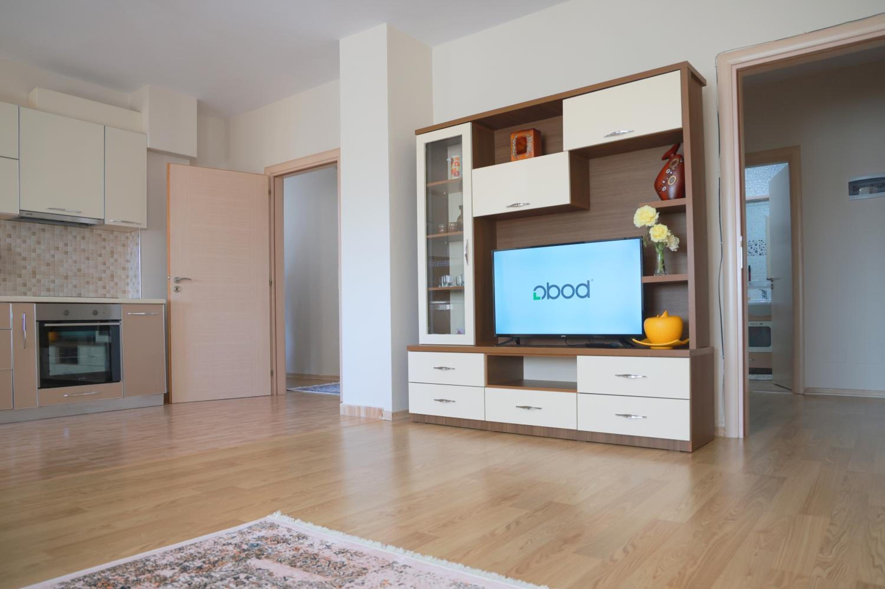 Eloise Apartment