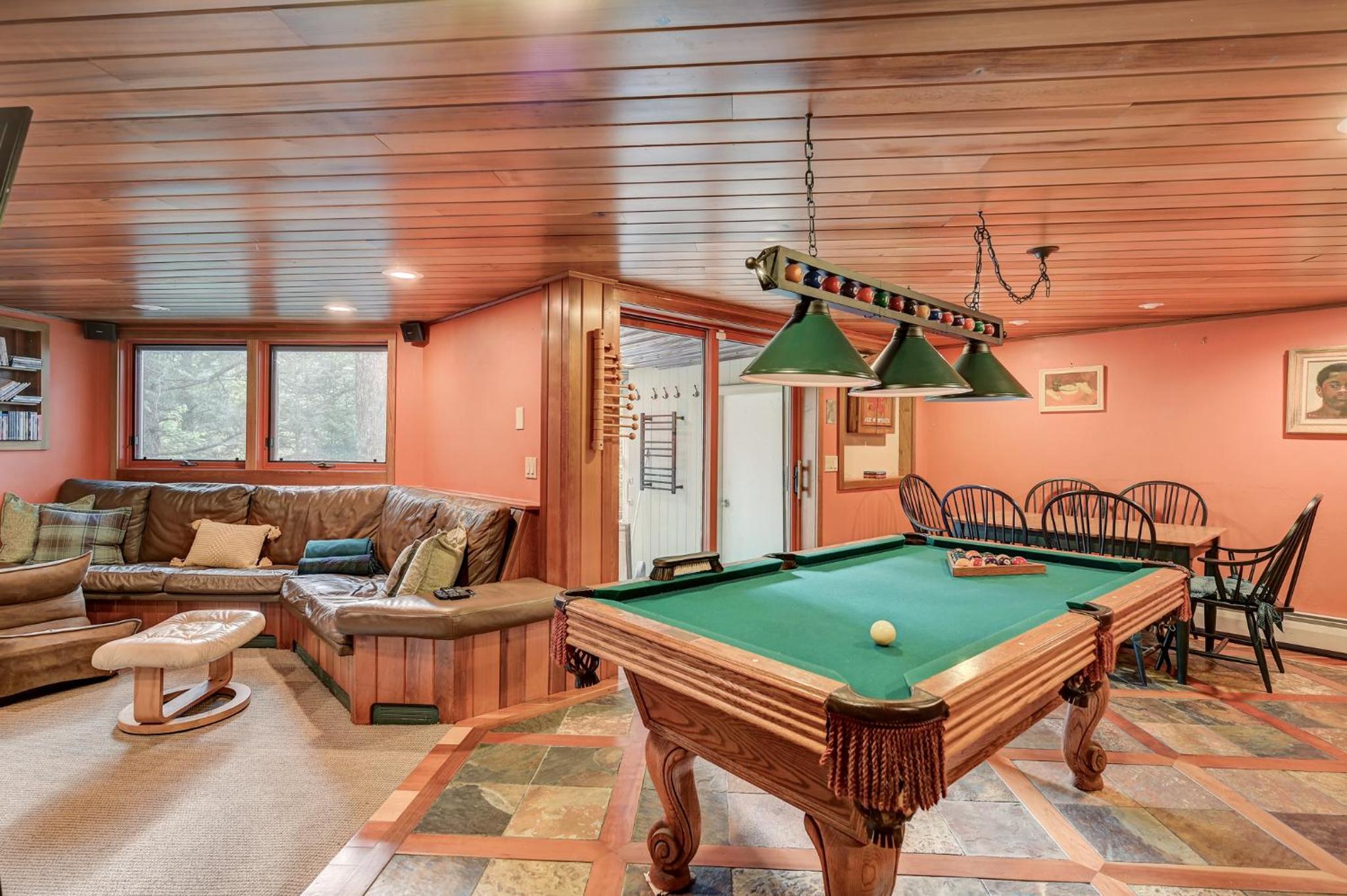 Steps to the Ellis River - Luxe, Hot Tub, Game Room view 5