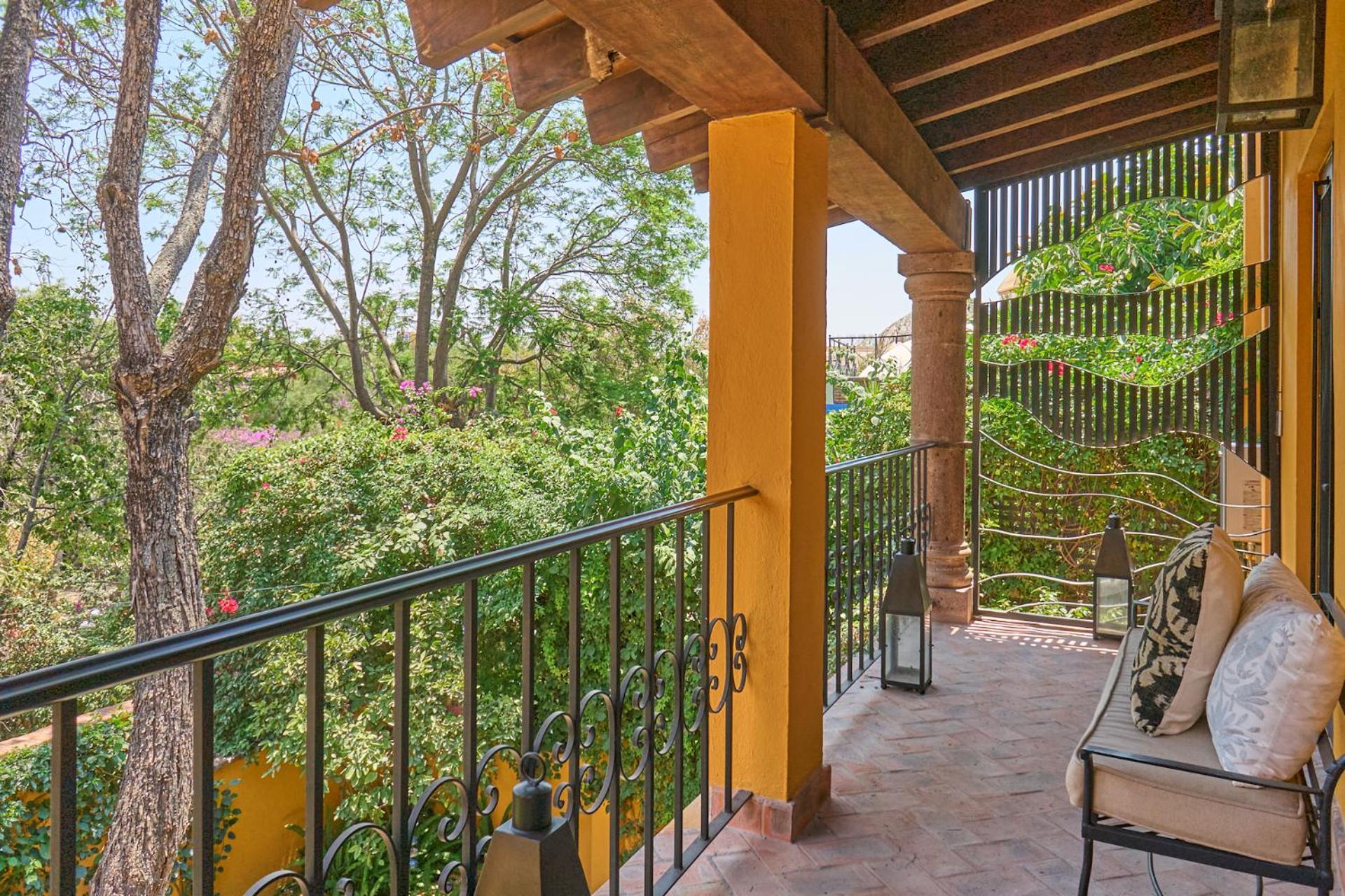 Casa Zaca, 3BR Centro Home with Rooftop & Garden view 2