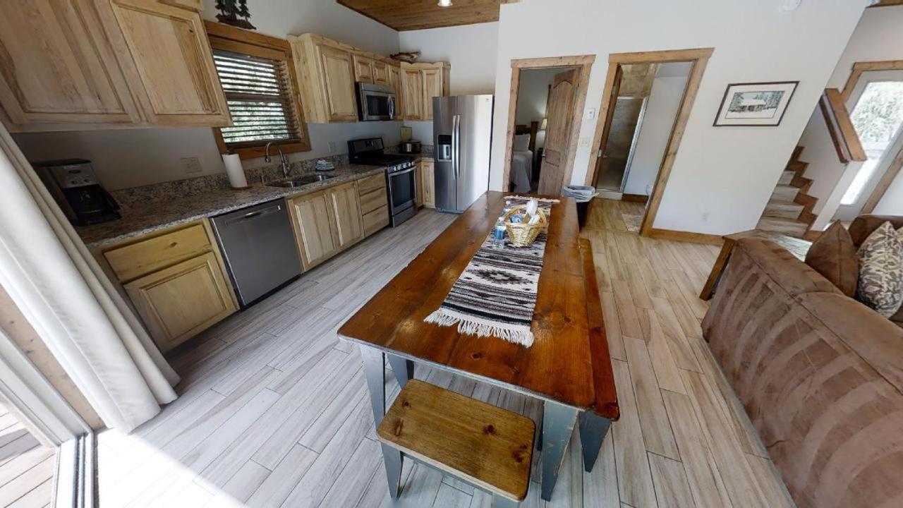 Paradise Found on the River - WiFi - Washer - Dryer - Fireplace - Grill - On the River view 5
