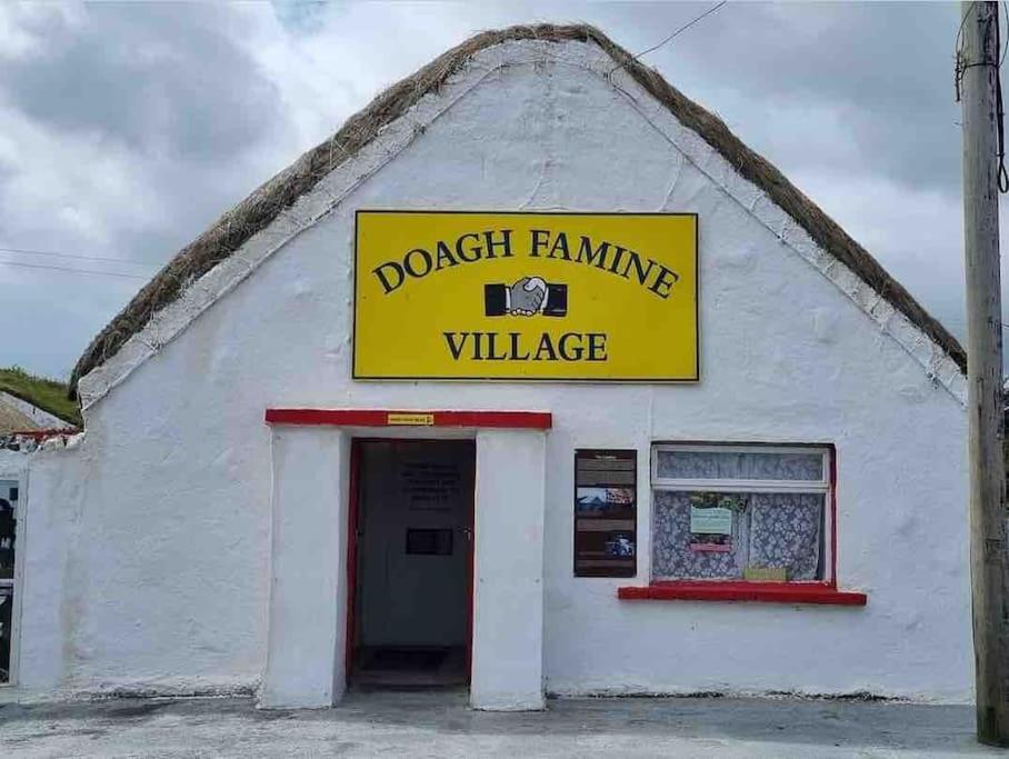 Hollymount House Carndonagh