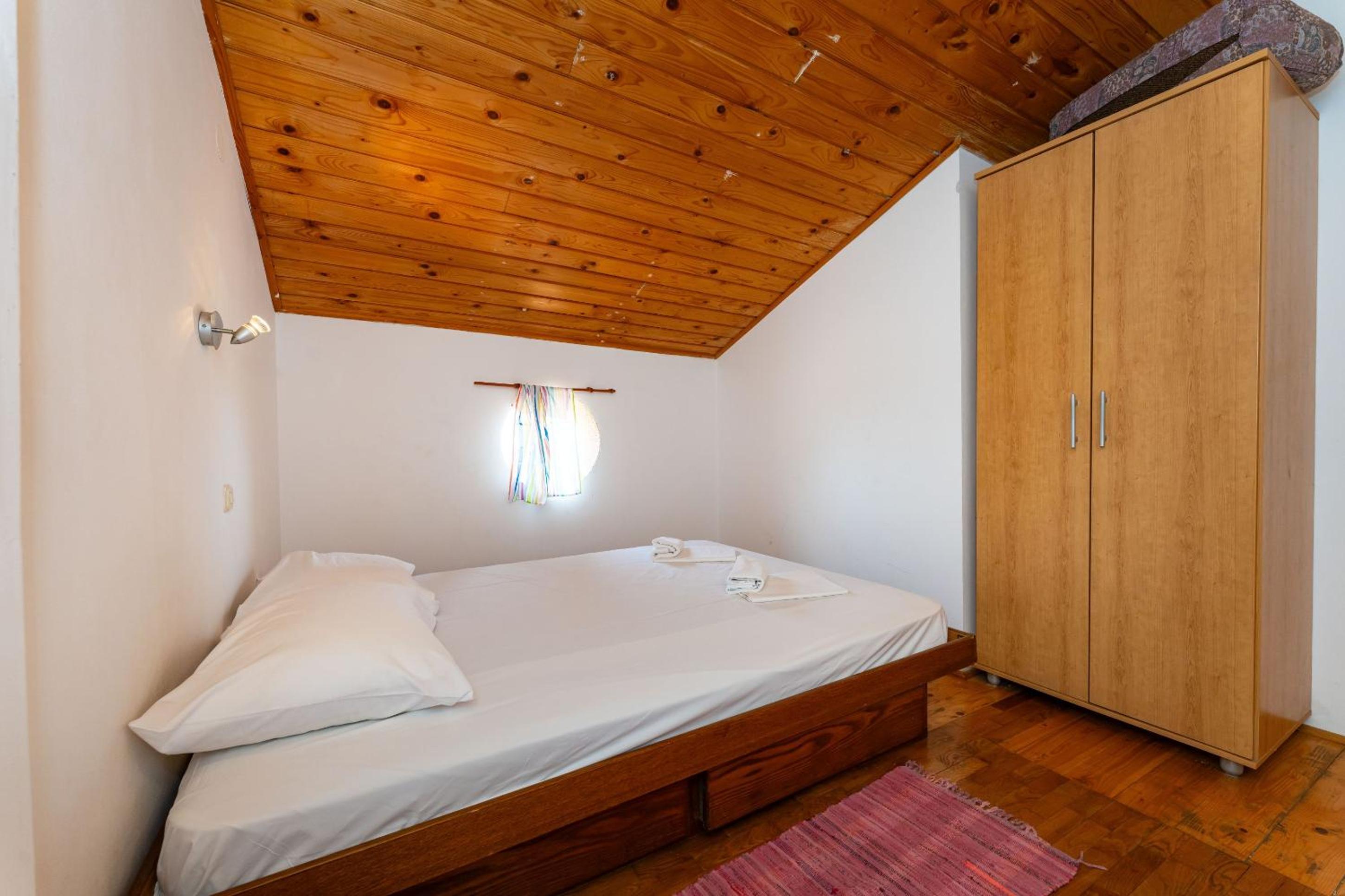 Dodo Sea View Apartments view 4