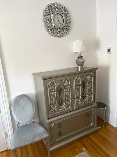 Levis Vacations - History Apart 4 BDS 2 BA 3 Parking Best Castle View - Property Image 4