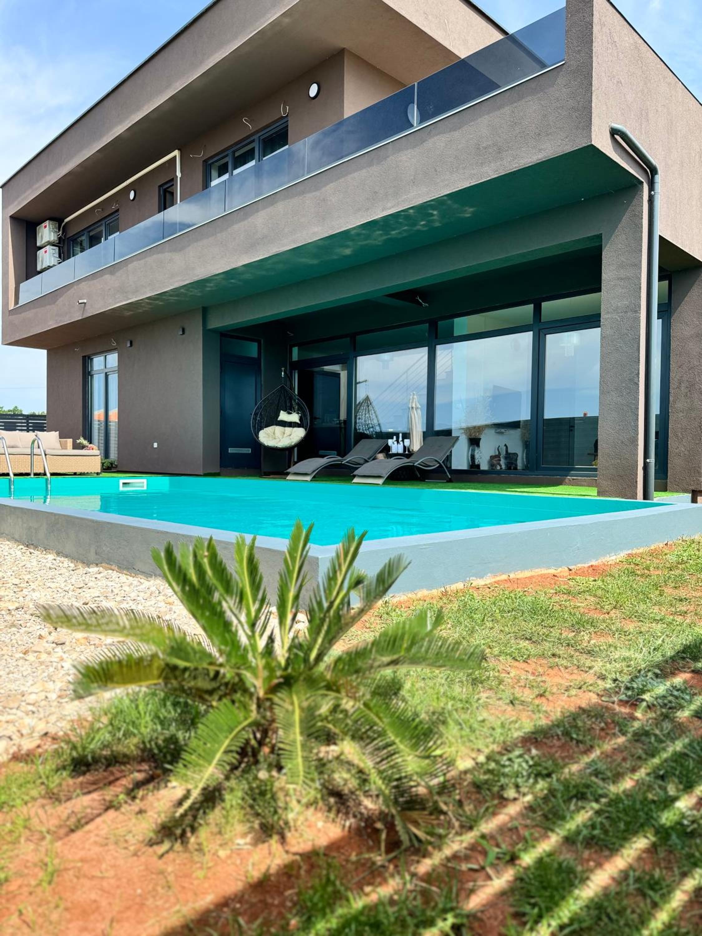 Villa Luxy Luy view 3