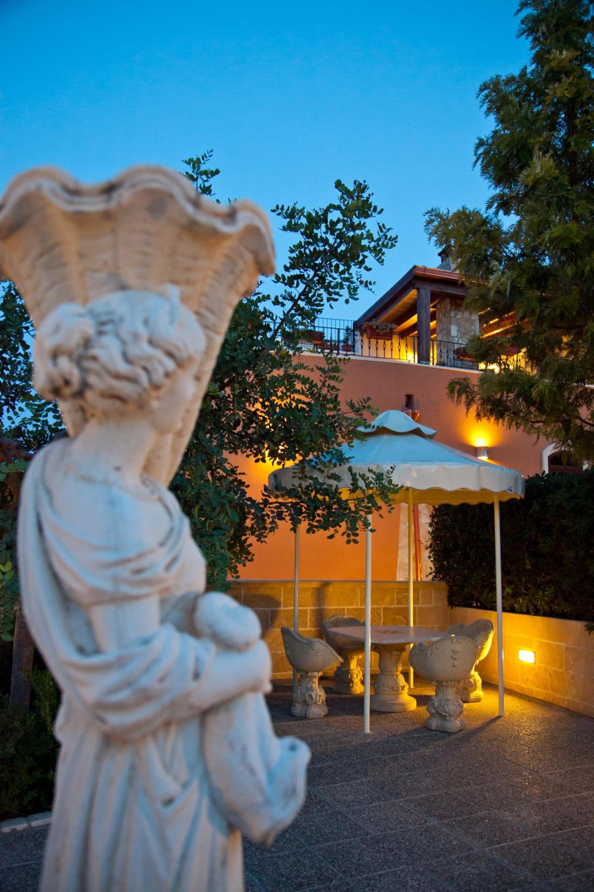 Villa Musica