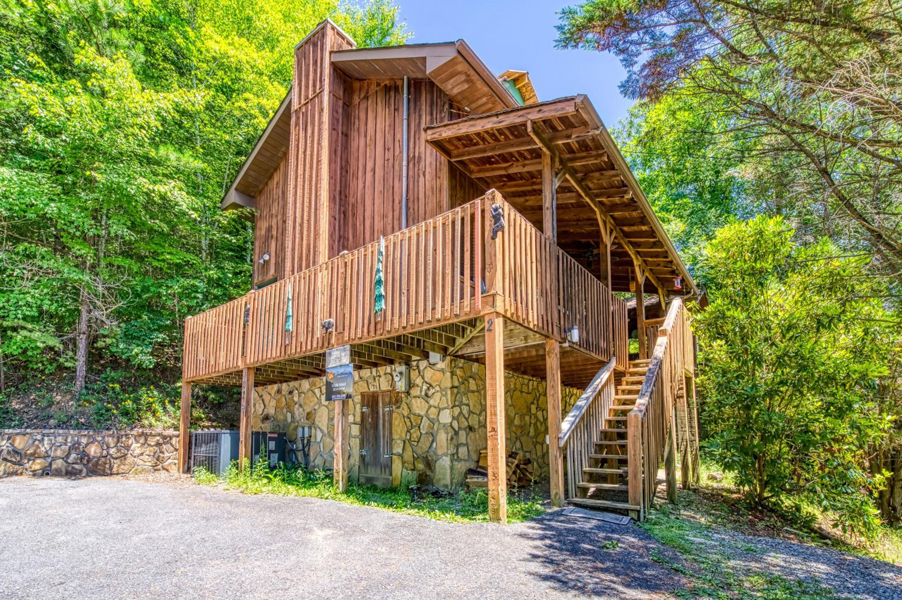 Hillbilly Hideout view 5
