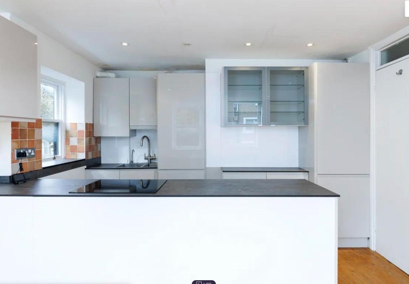 Kensington 2Bed 2Bath Breakfast