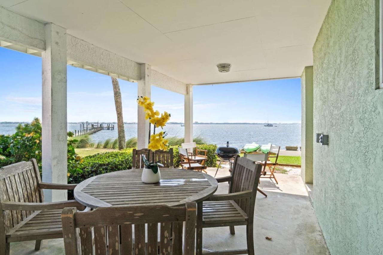 Spacious 3-Story Bayfront Home Perfect for Family Fun & Relaxation view 4