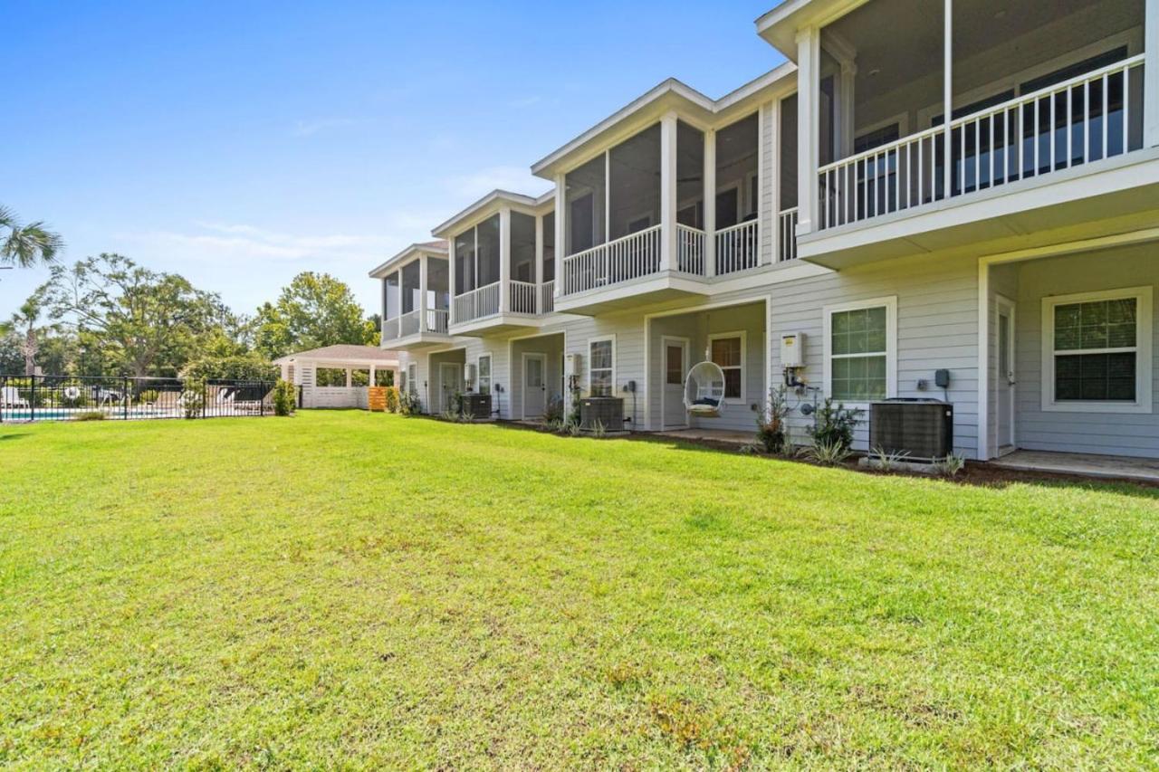 Fountain View at Kara Lake Townhomes
