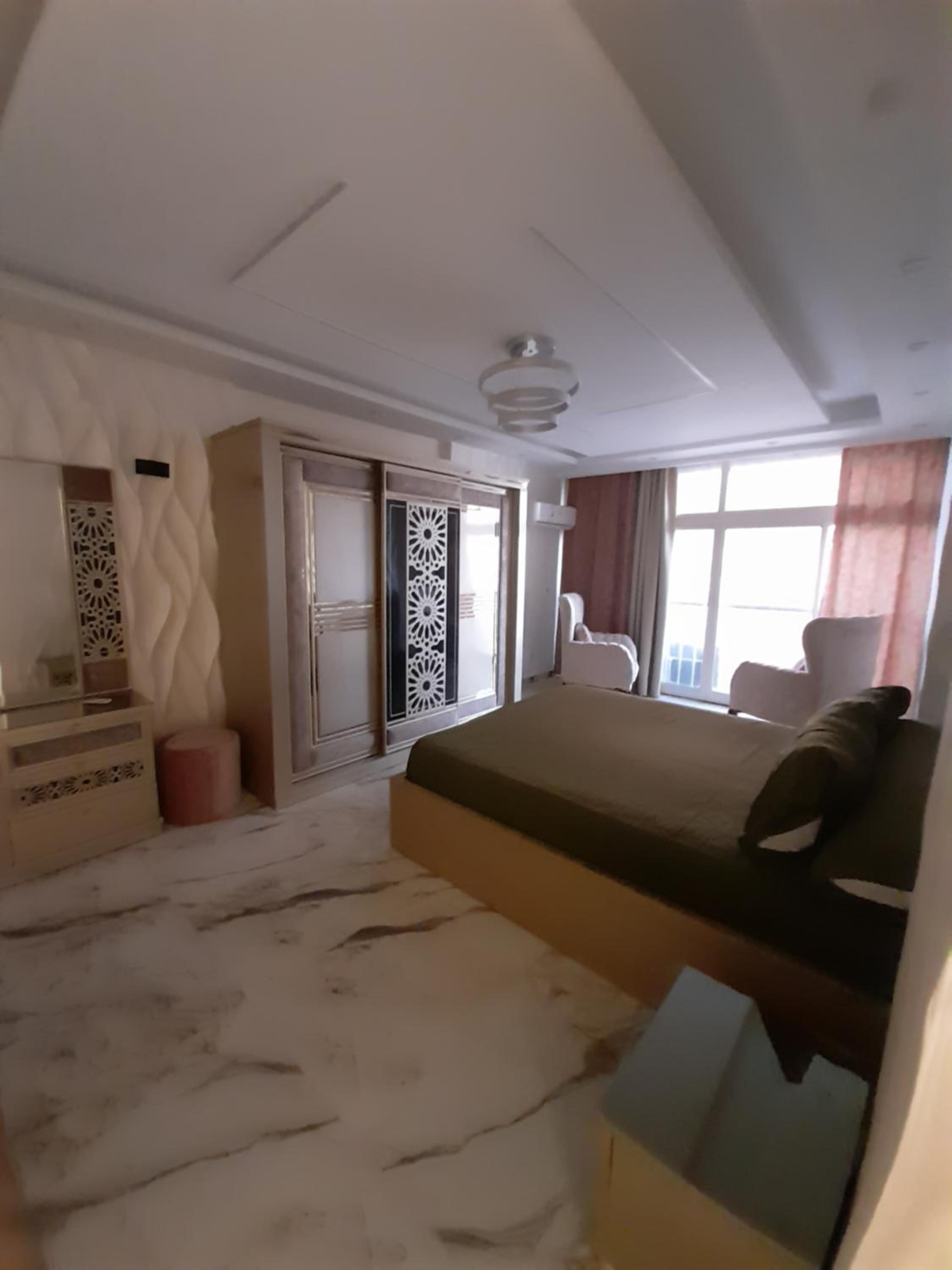 Nile View private modern studio