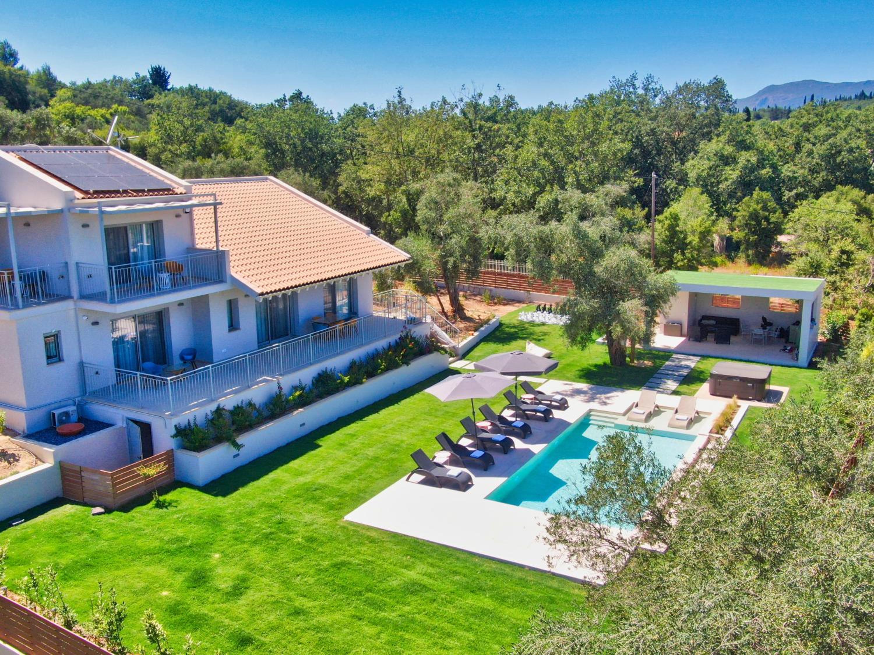 CorfuVille Luxury Villas