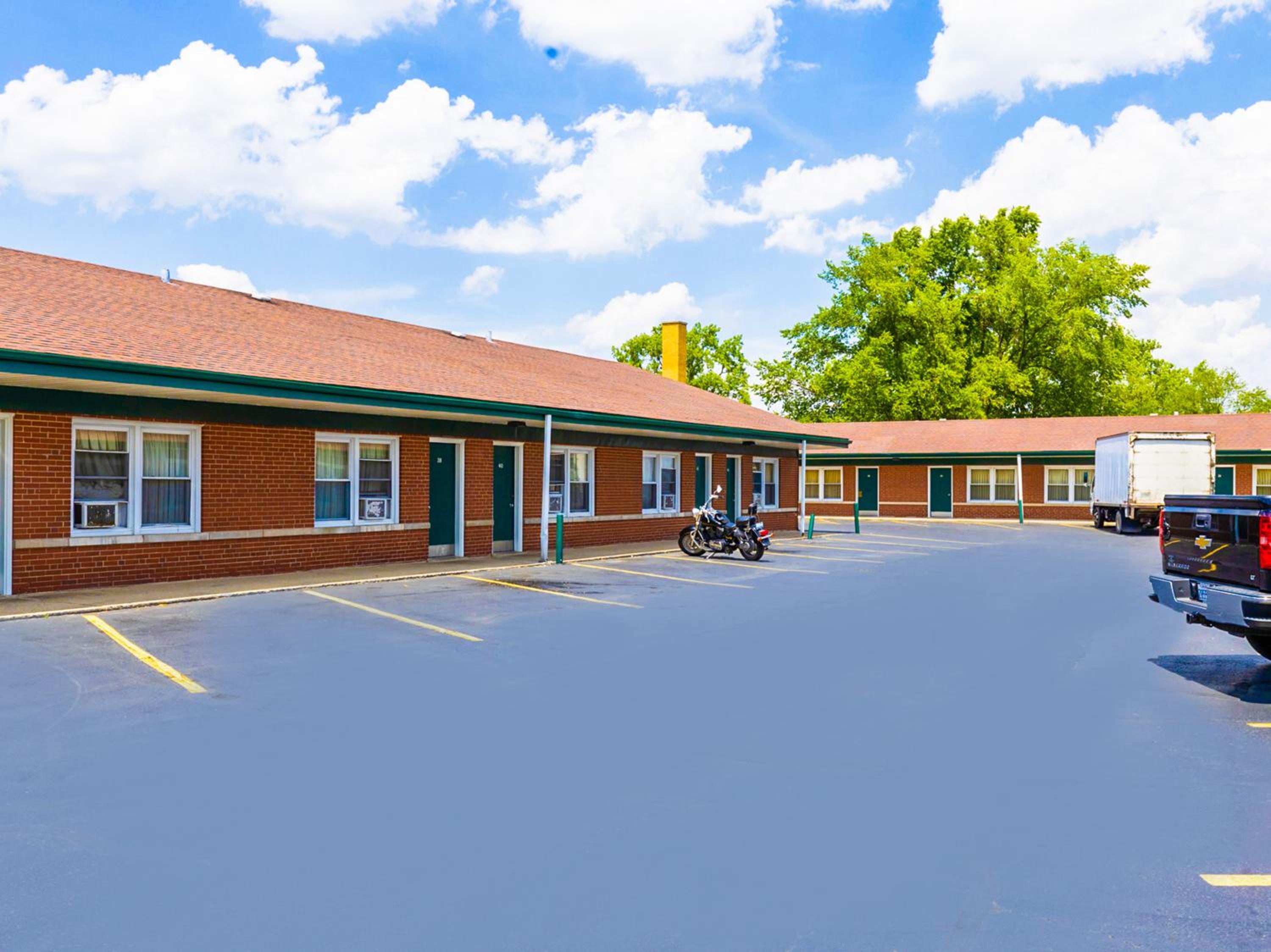Manor Motel By OYO Near Oak Brook Chicago Westchester view 5
