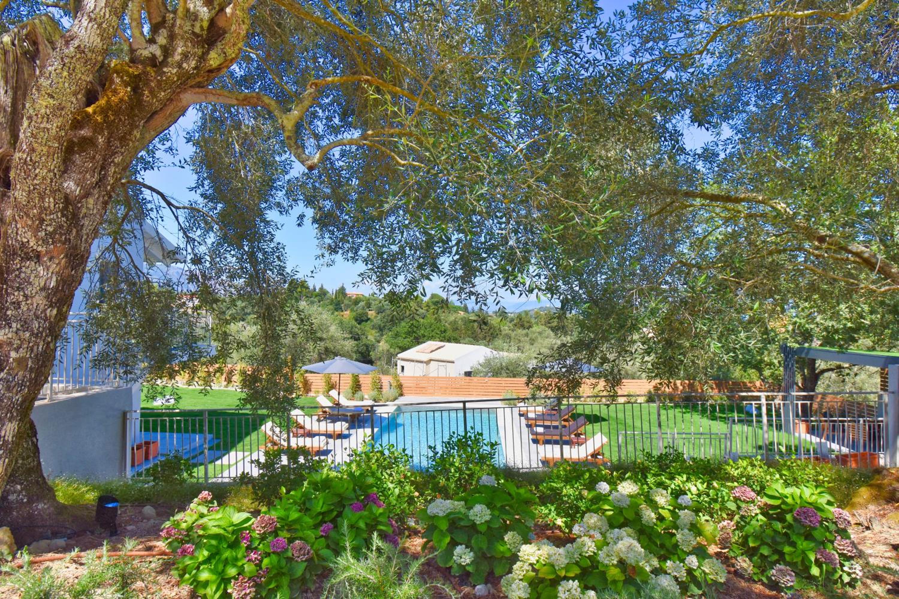 CorfuVille Luxury Villas
