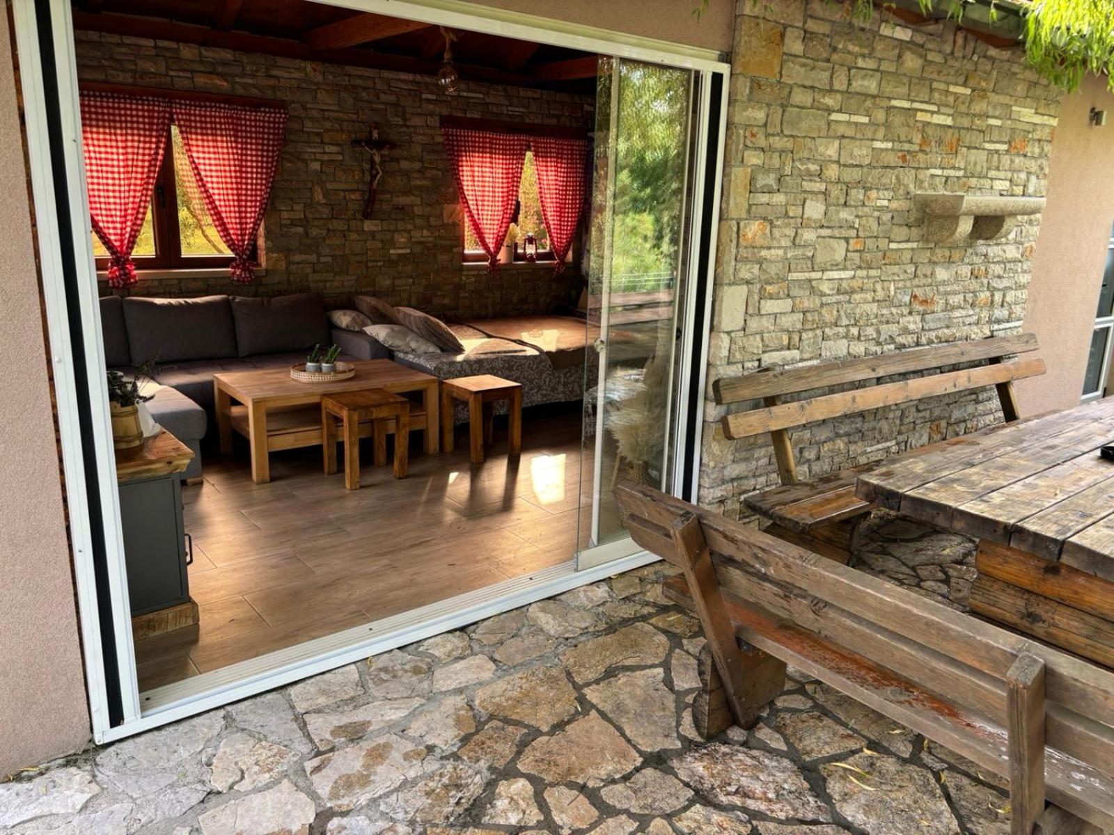 Kamena Kuća