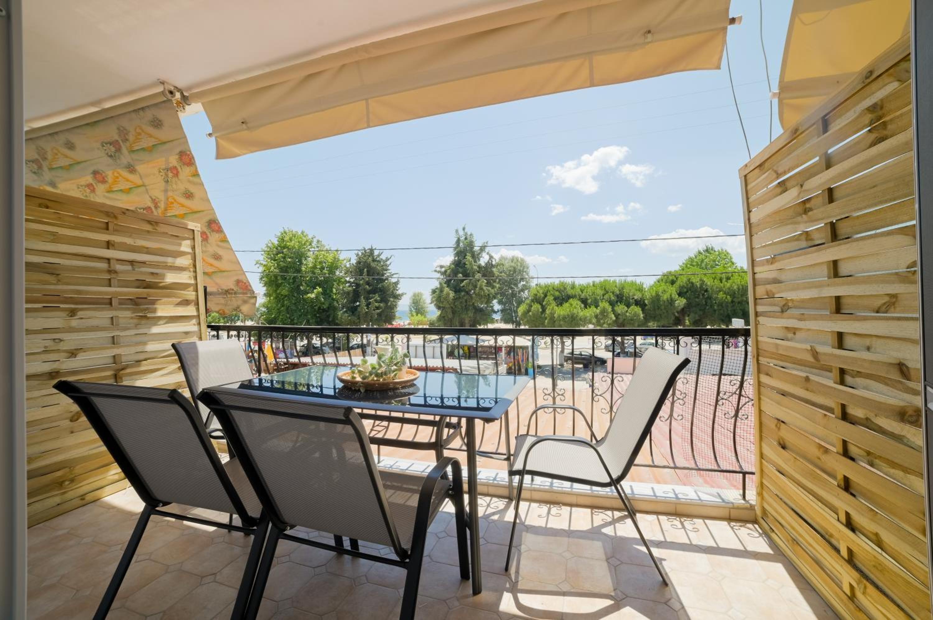 Dimitras luxury apartments