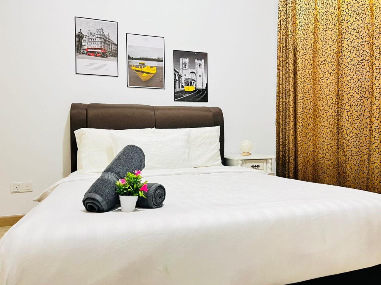 Hotel Colony Infinitum