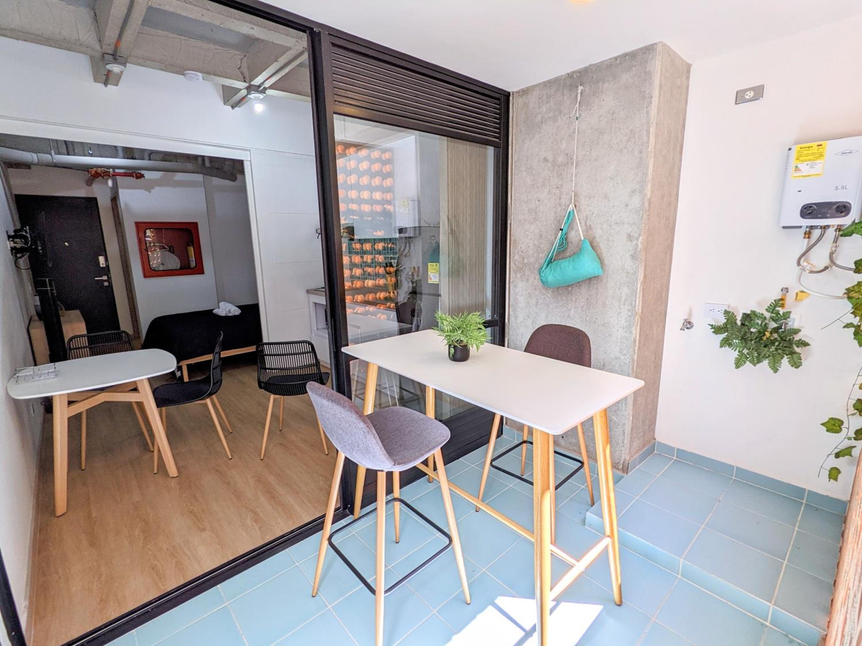 Modern Loft Private Patio