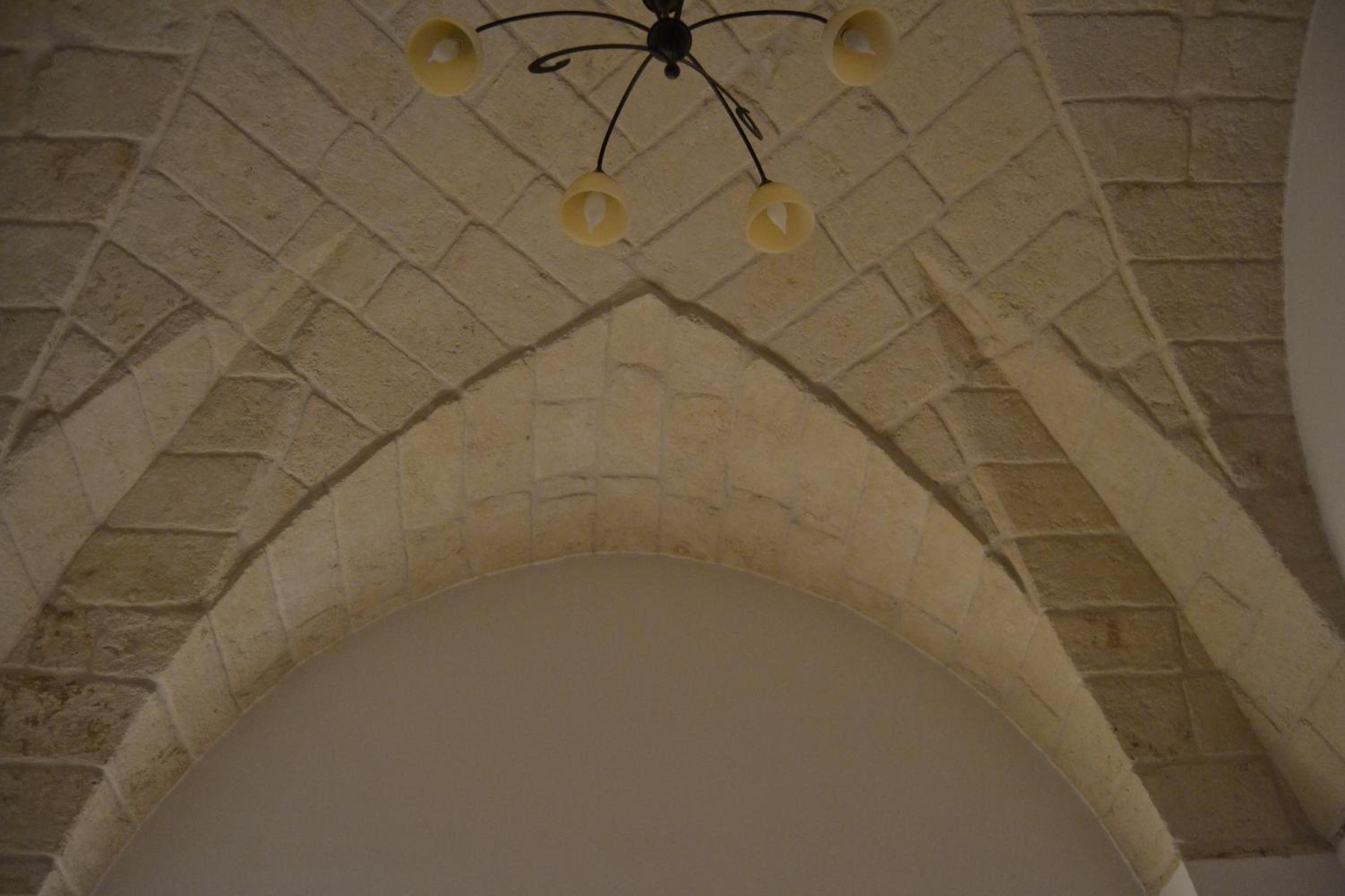 Photo 34
