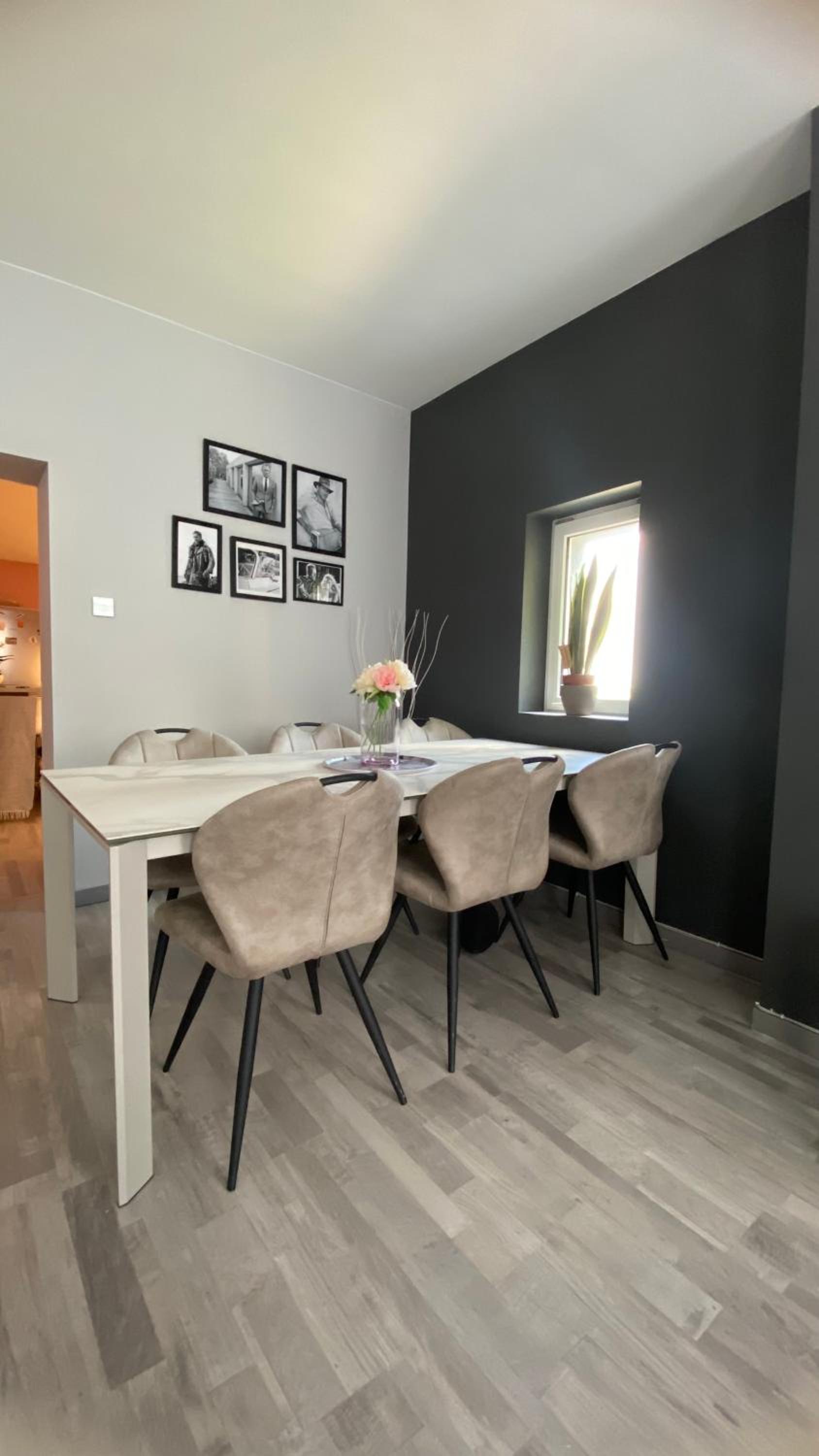Next2Airport - Appartement House of Lions