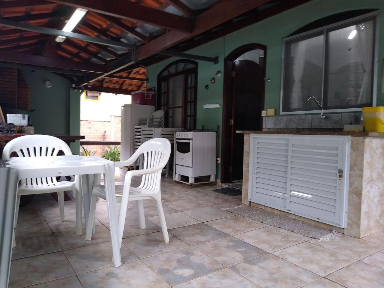 Casa de Campo em Condominio com acesso ao lago