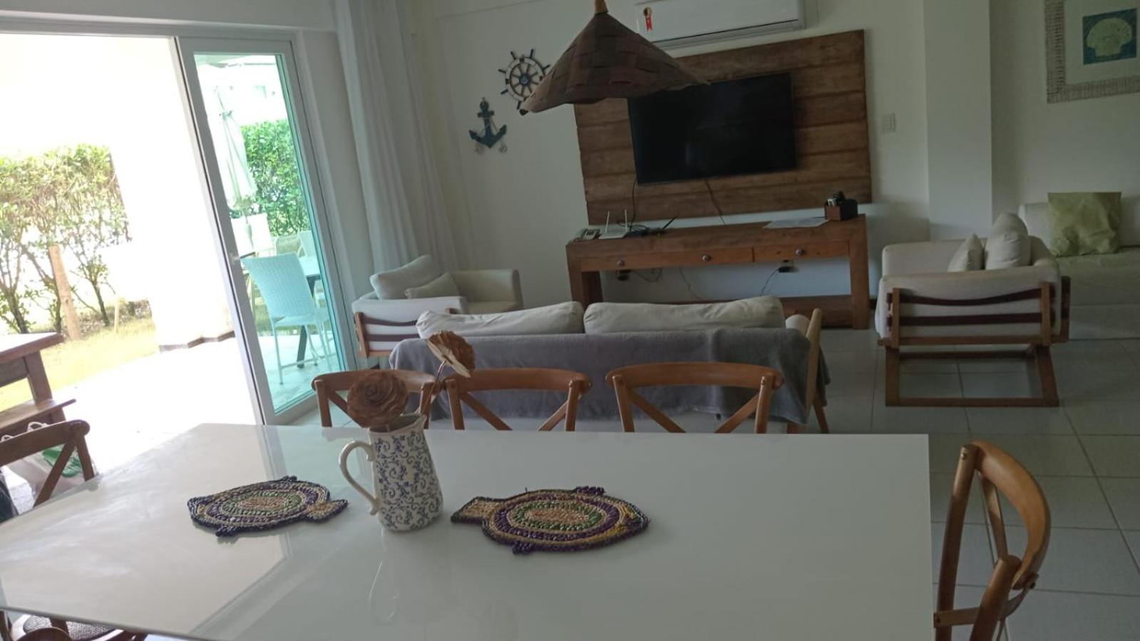 Apartamento Térreo 3 suítes Master Resort Treebies à Beira Mar Subauma Bahia