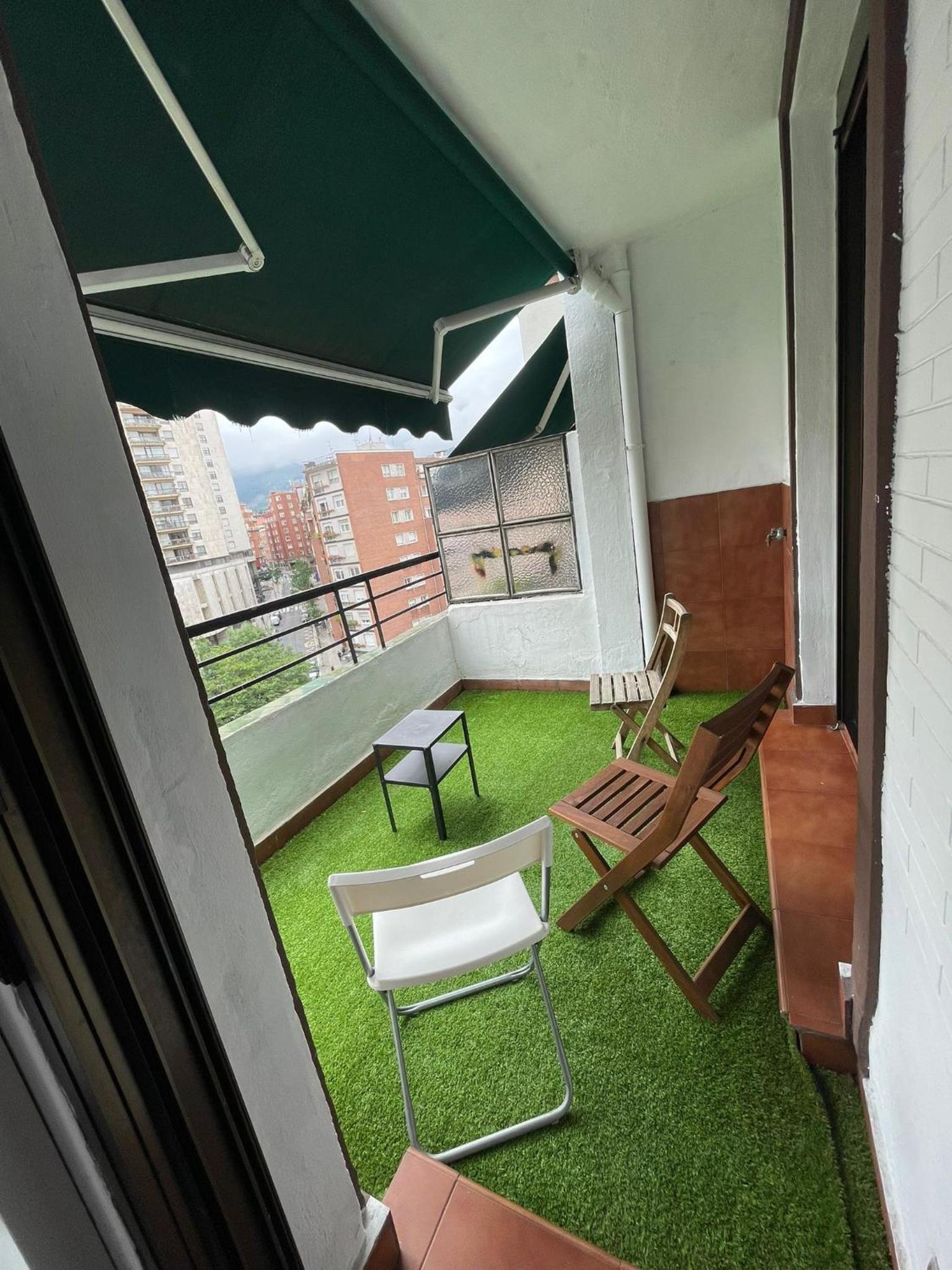 HABITACION PLAZA ZABALBURU