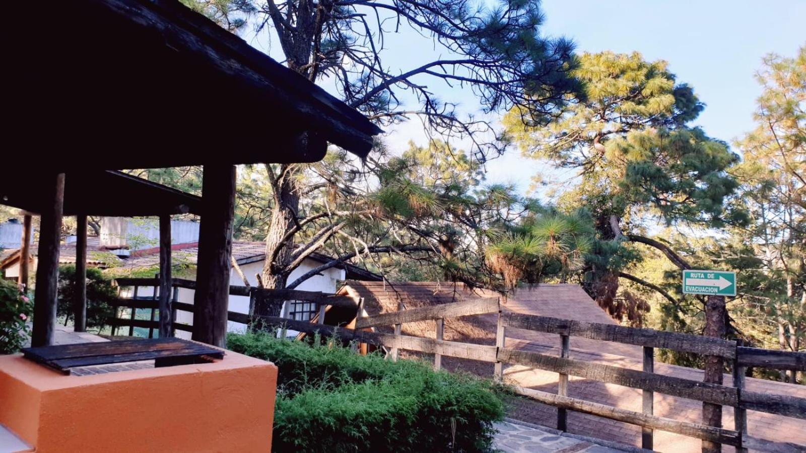 Sierra Paraiso Hotel