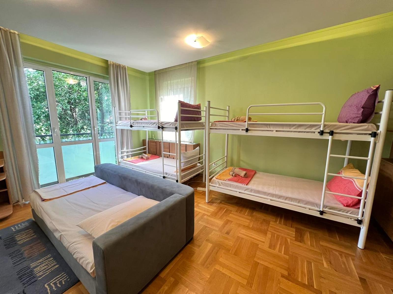 Mumbai Spacious 150 Sq M 2BDR near Vitosha BLVD and NDK